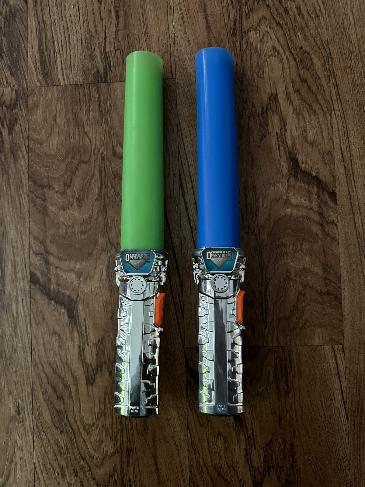Elite Operations Green/Blue Light Up/Noise Making 2002 Green One Works Tested
