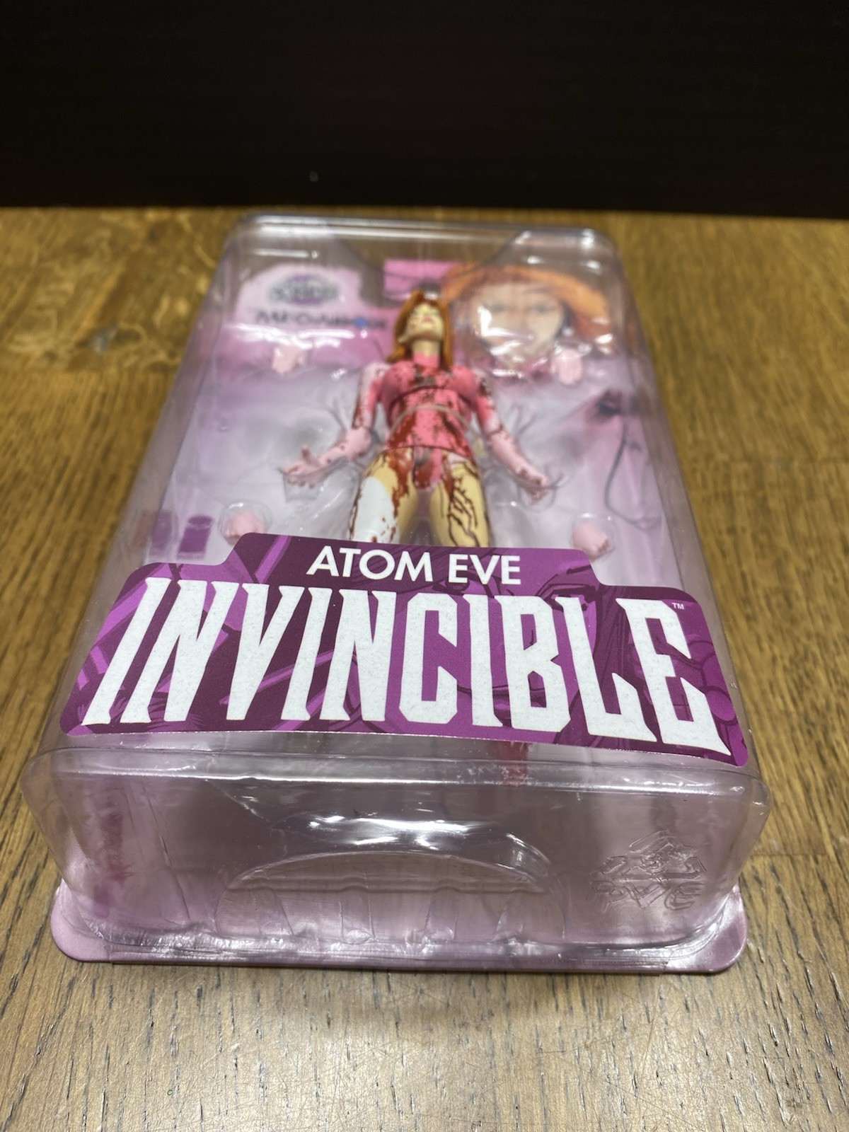 Skybound Megabox Exclusive Invincible Atom Eve Bloody Action Figure Image Comics