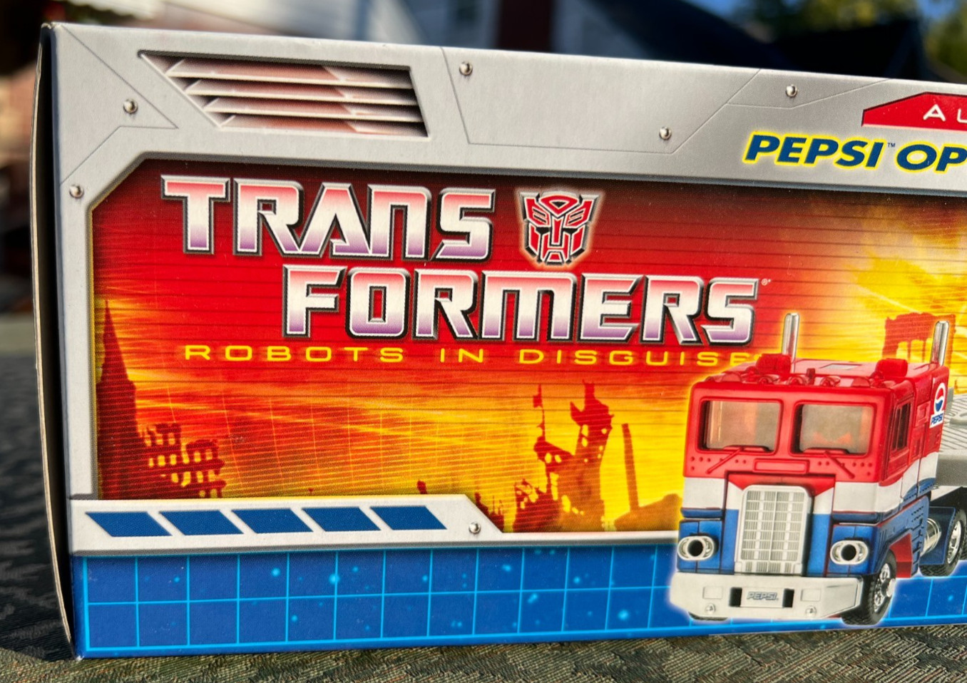 TRANSFORMERS Optimus Prime 2007 Pepsi Promotional Winner w/ Certificate & Box