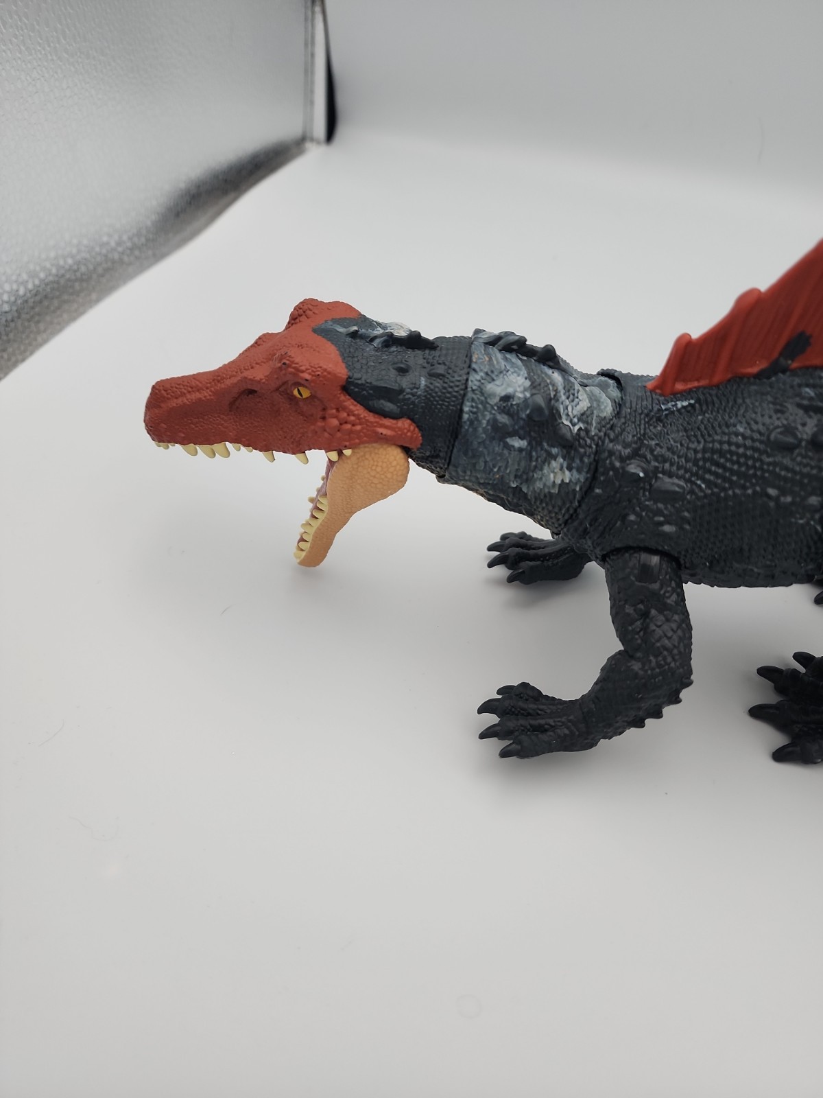 Jurassic World Dominion Chomping Action Siamosaurus Dinosaur Figure 14” Long