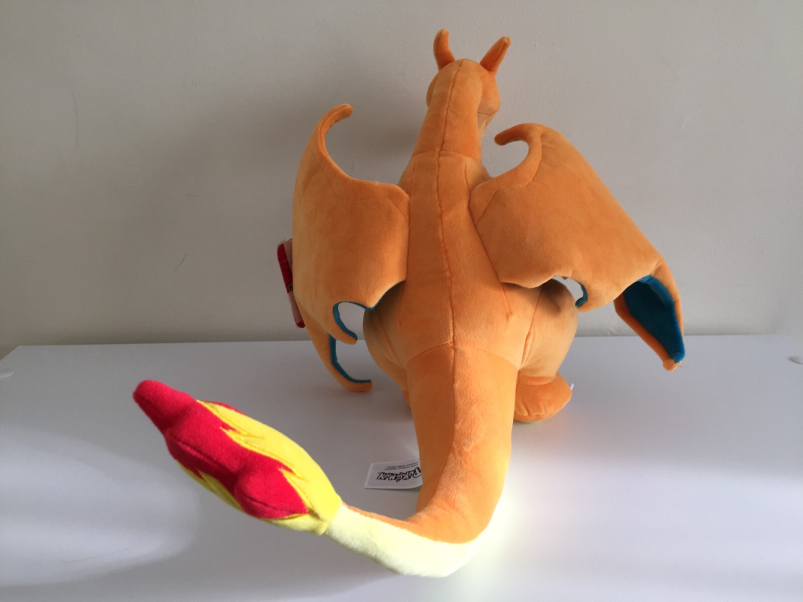 Genuine!! Official POKEMON CHARIZARD 12&Prime; Plush ~ 30cm NEW WITH TAG