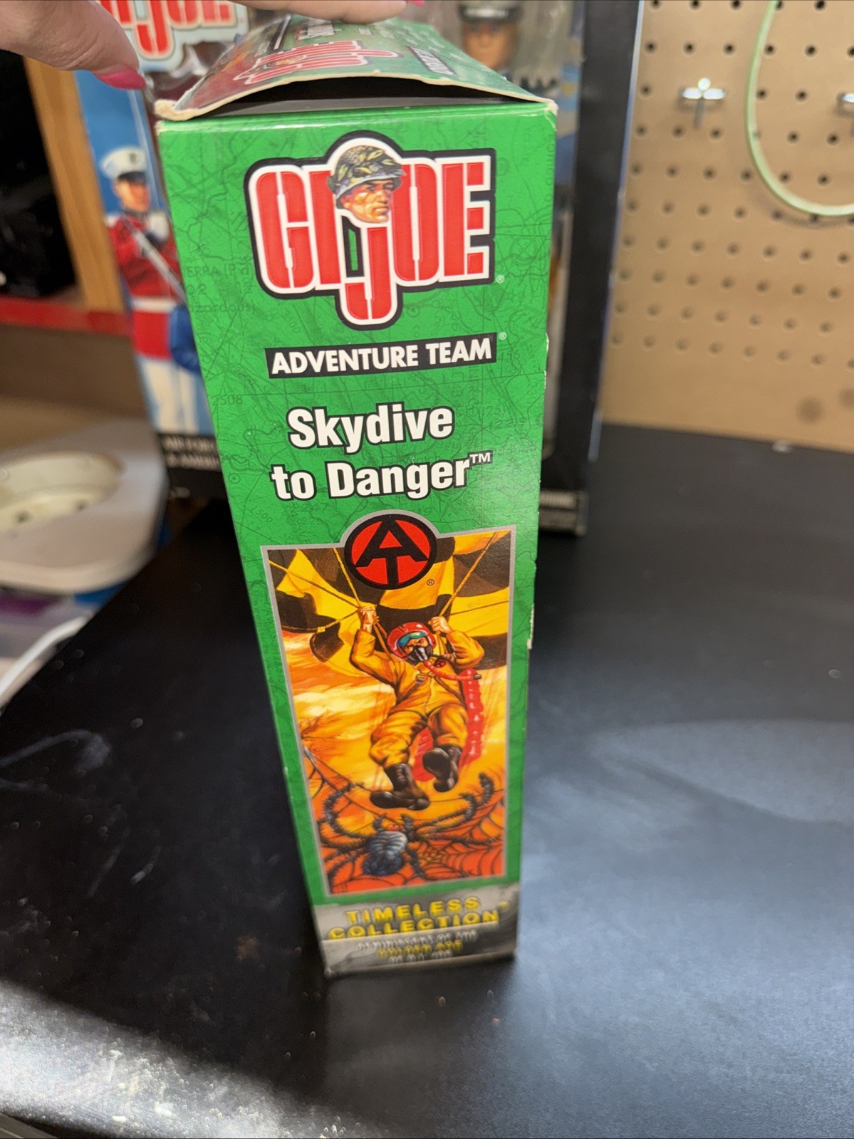 NEW SEALED GI JOE TIMELESS COLLECTION : SKYDIVE /DANGER SET Very Rare BOX ROUGH