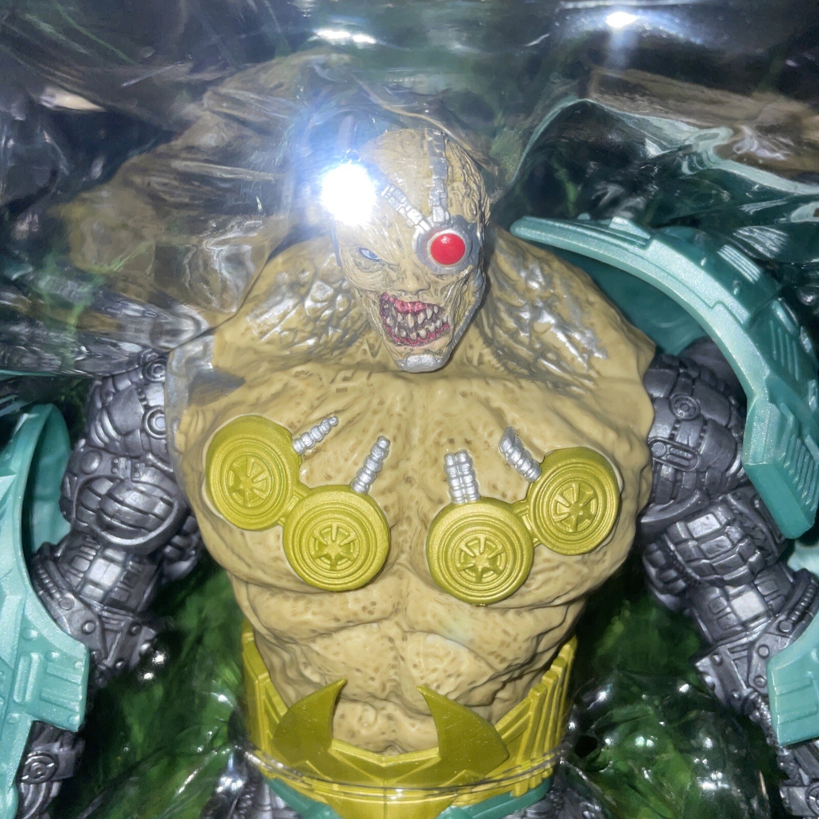 SPAWN MEGAFIG ( OVERTKILL ) Figure MCFARLANE TOYS 10&Prime; Wave 3