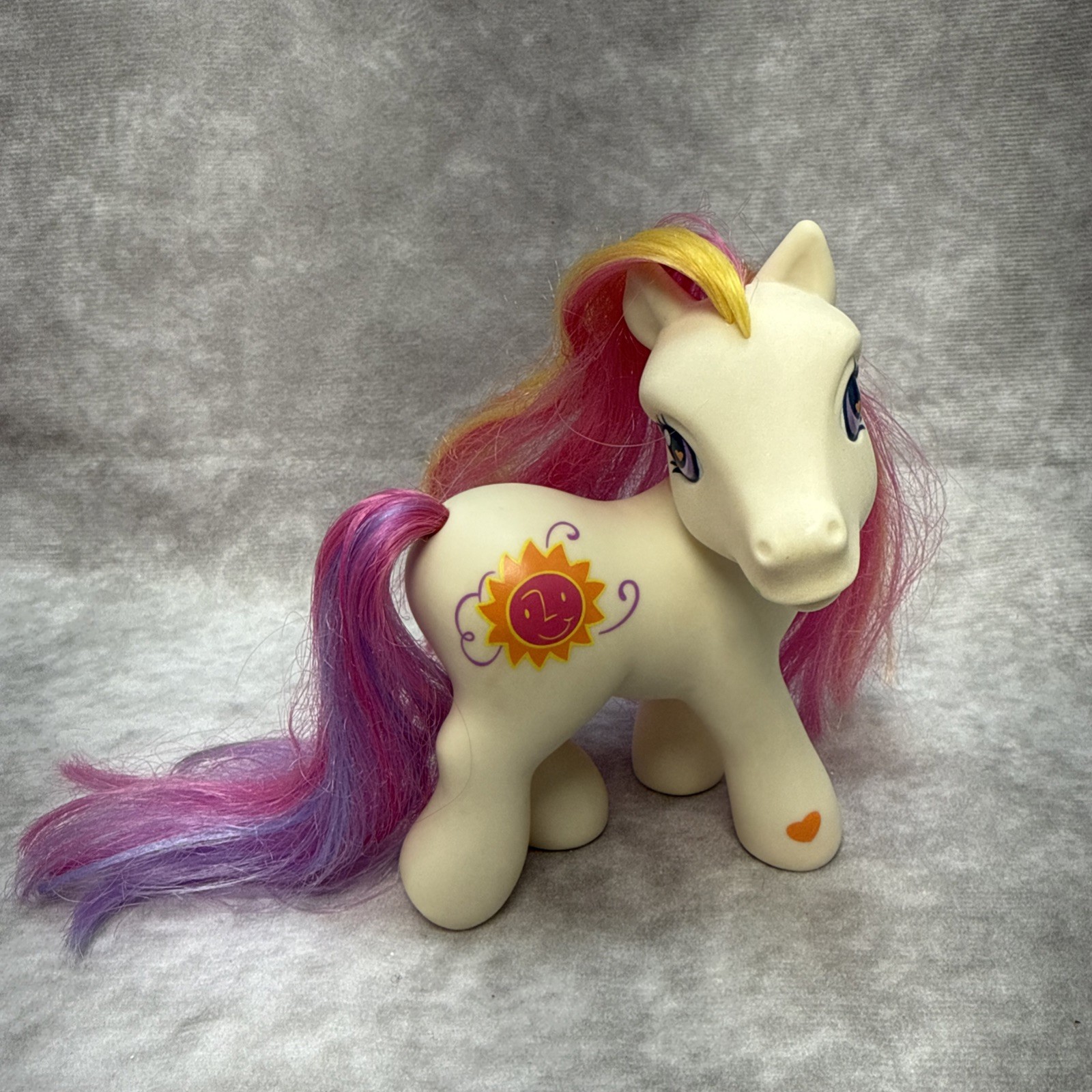 Vintage My Little Pony G3 Sunny Daze Rainbow Celebration Hasbro 2002