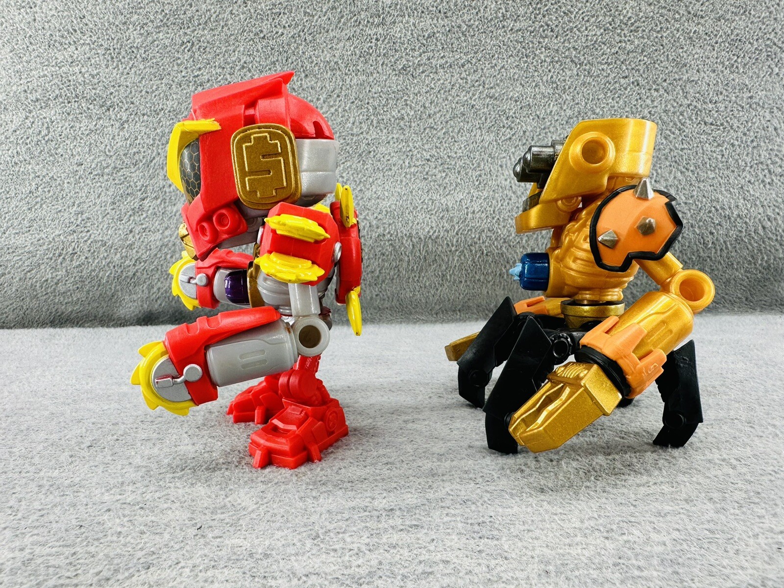 TREASURE X ROBOTS GOLD – Crab Robots, Robots Gold Blingjaro & 4 Base D1