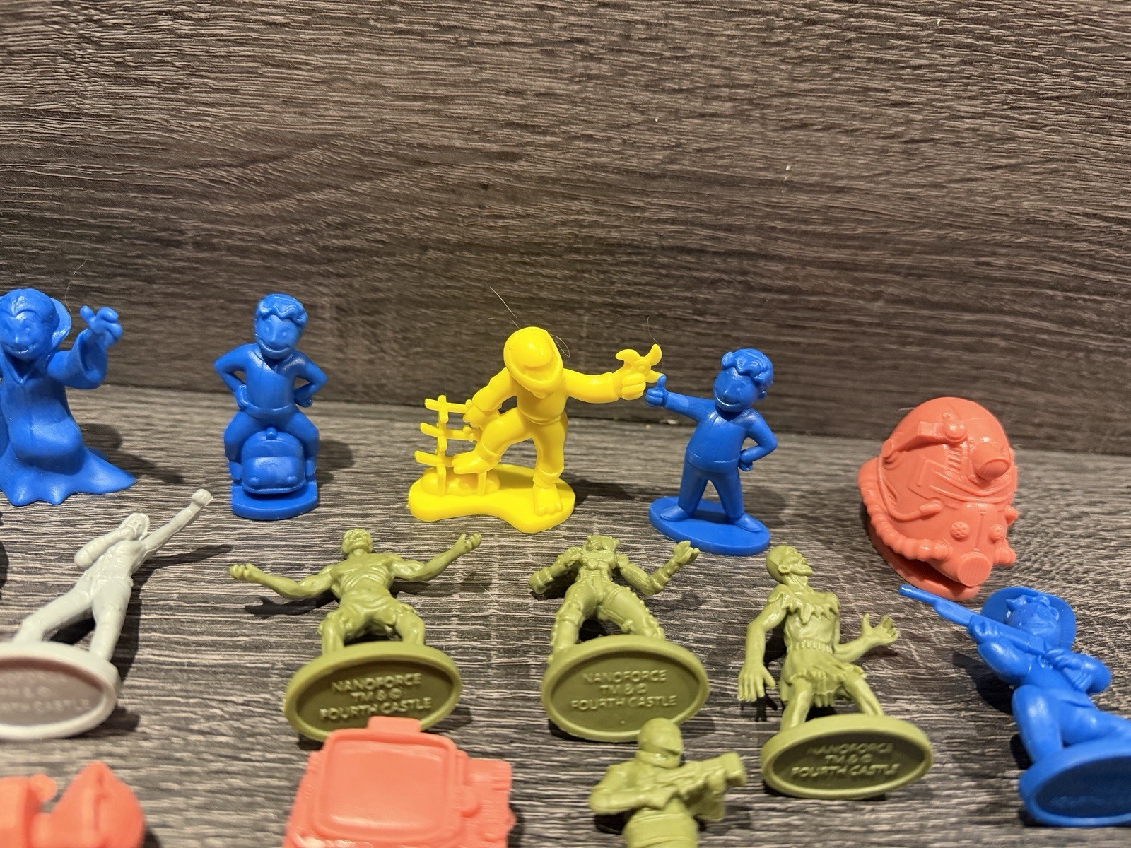 Fall Out 76 – Nanoforce Army Builder Figure Lot Of 25- Loose 2018