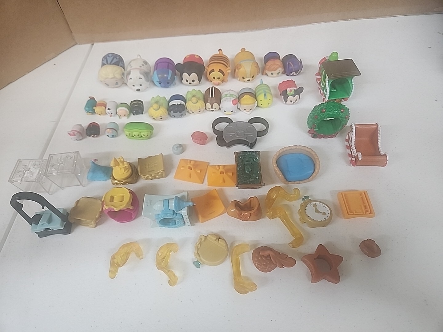 Disney Tsum Tsum Figures Lot of 25 different size figures and 30+ accessories