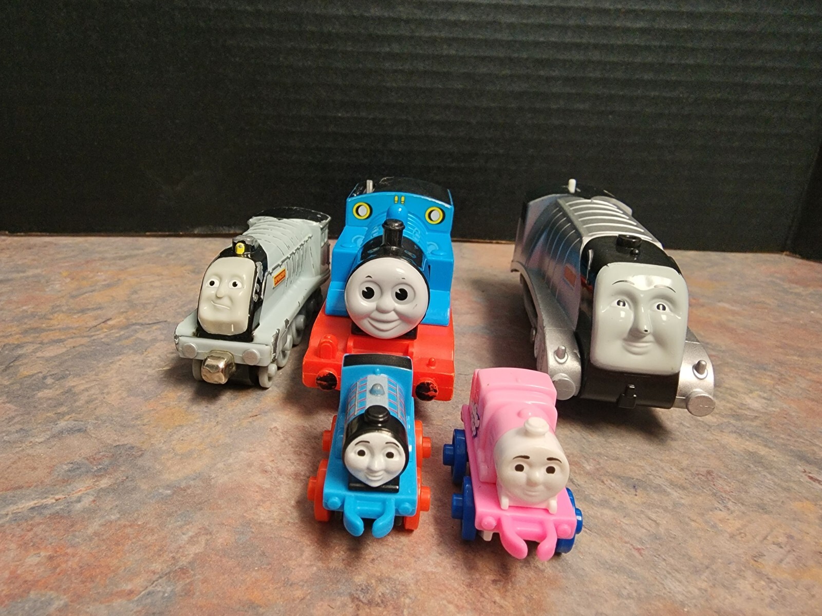 Thomas the Train &Friends Die Cast &Plastic Trains Lot of 5