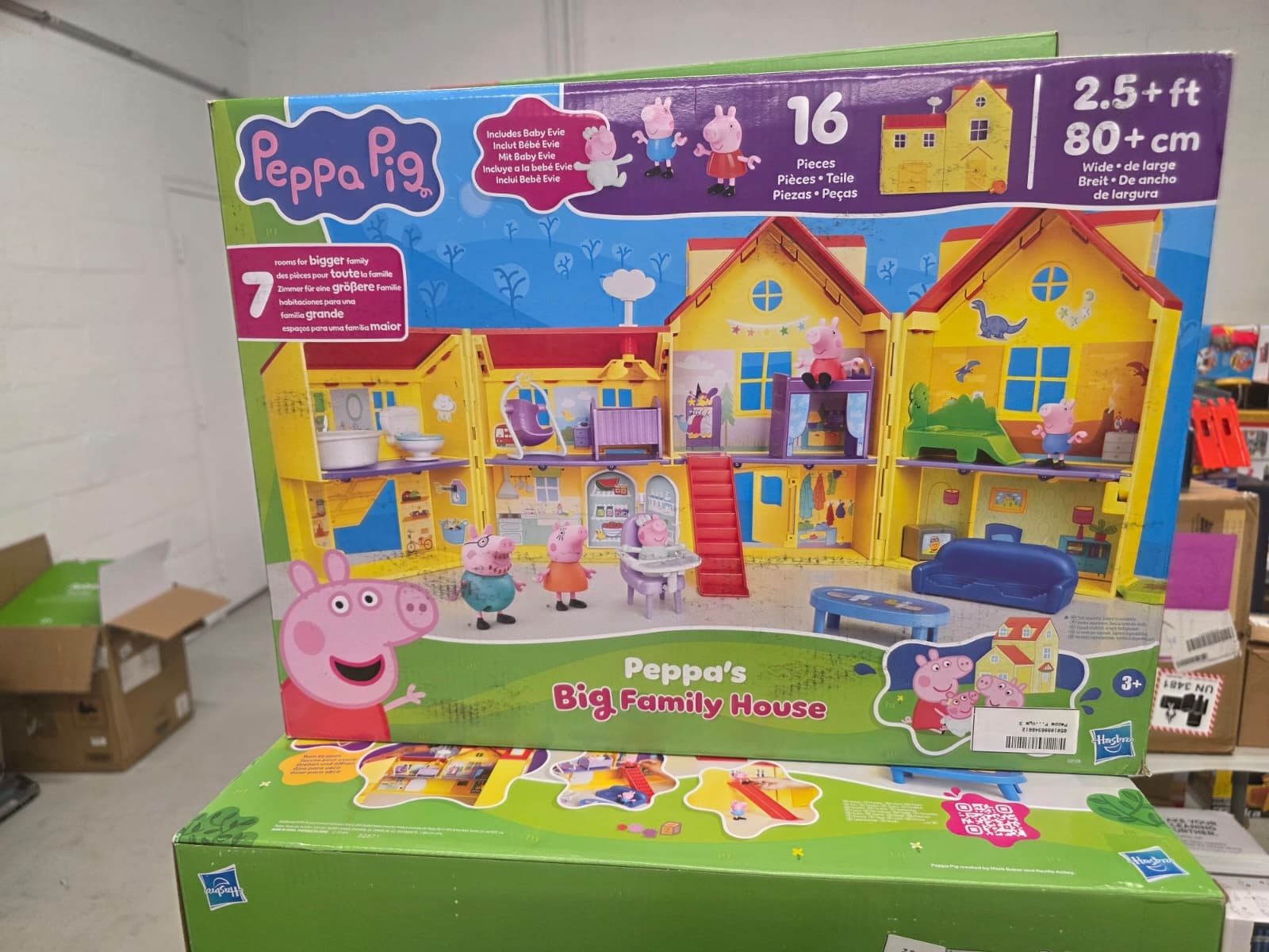 PEPPA PIG Peppa&rsquo;s Big Family House Playset with 3 Figures, 16 Piece set NEW