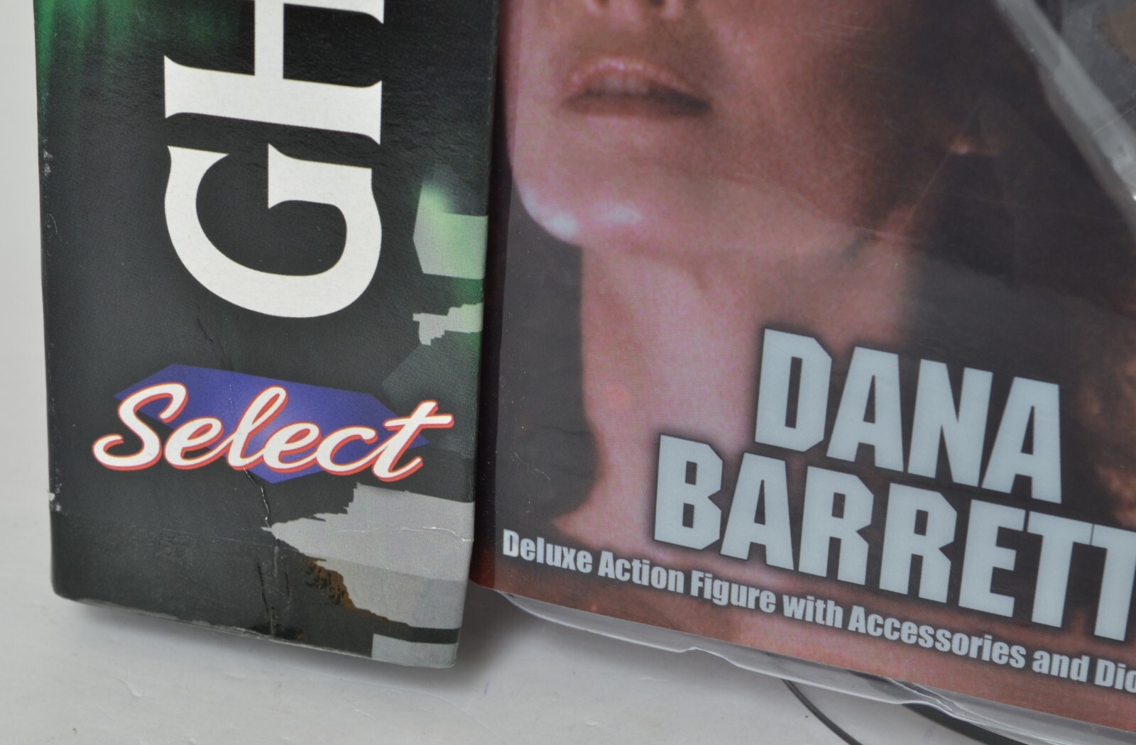 GHOSTBUSTERS DANA BARRETT 7&Prime; Action Figure Diamond Select NEW ROOFTOP SCENE