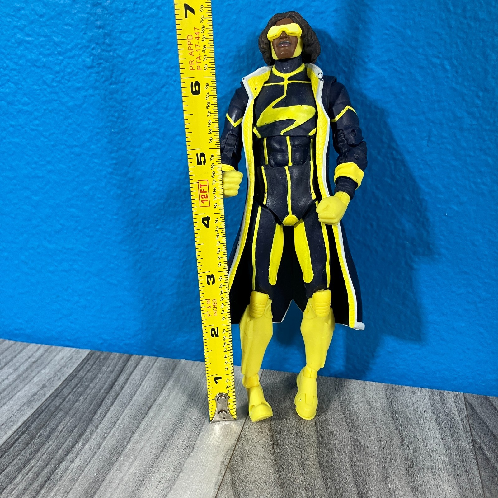 McFarlane DC Static Shock New 52 7&Prime; Scale Action Figure