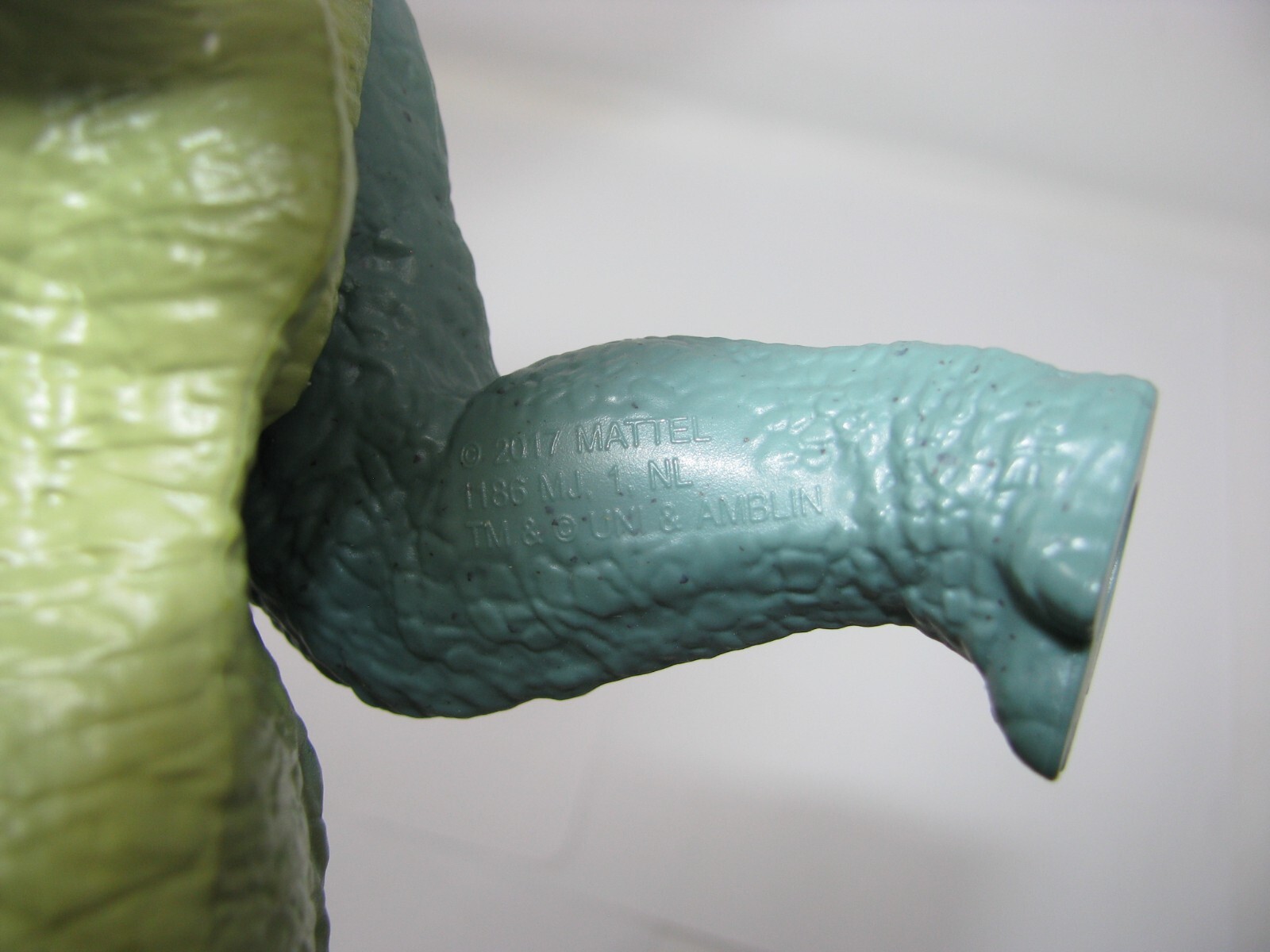 Jurassic World Stegosaurus Action Attack Dinosaur Figure JW Jurassic Park 2017
