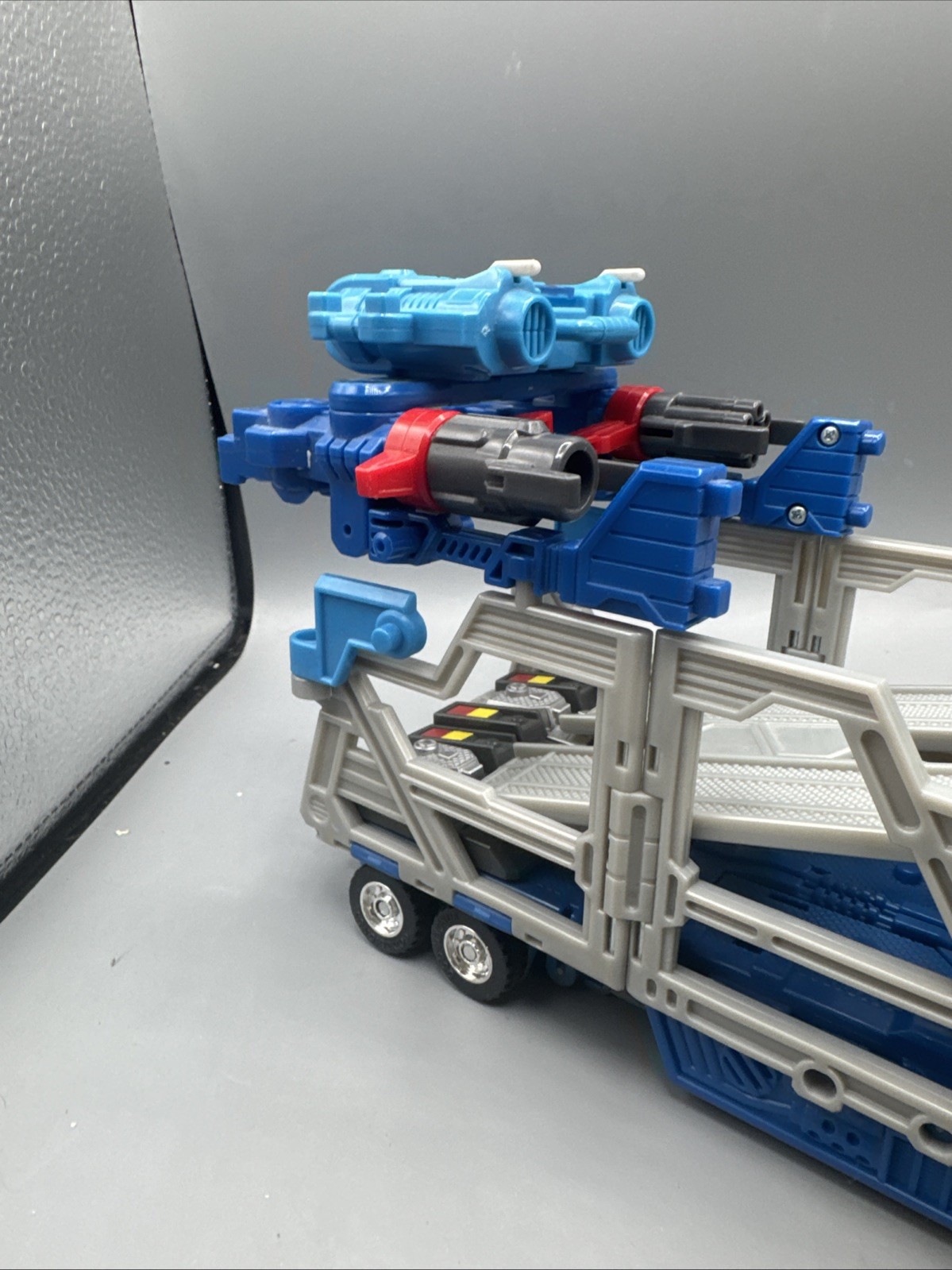 TRANSFORMERS Robots Disguise RID Vtg ULTRA MAGNUS 10&Prime; Super NEAR COMPLETE WORKS