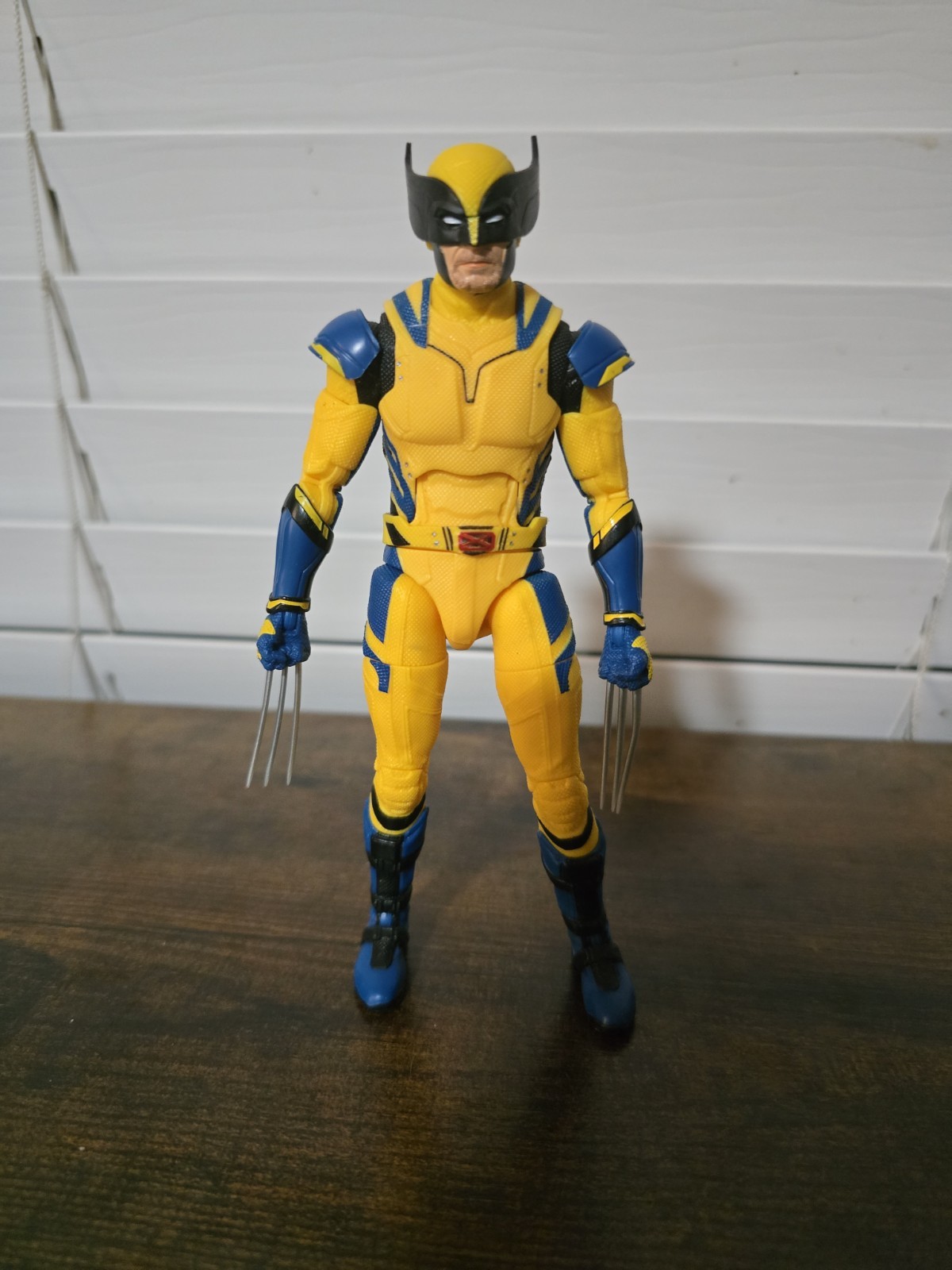 Marvel Legends Series Wolverine, Deadpool & Wolverine Collectible 6”