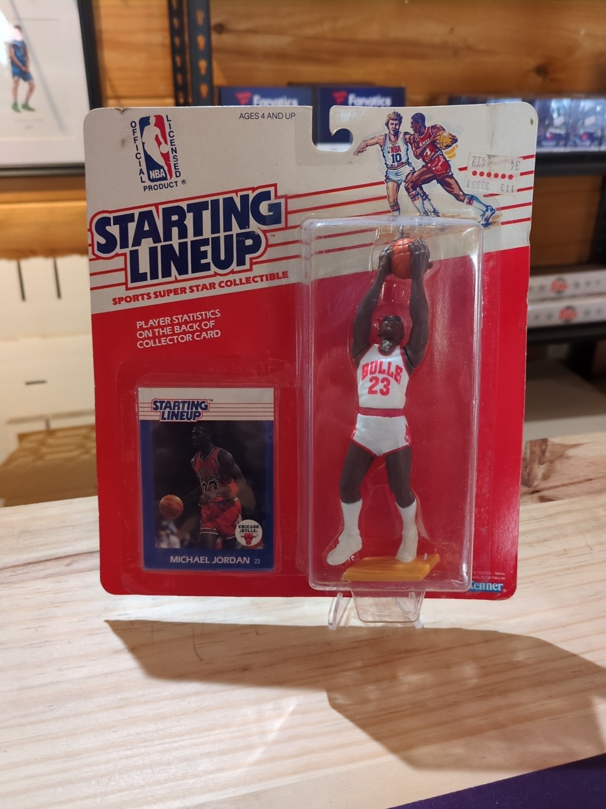 1988 Michael Jordan – Starting Lineup Kenner NBA Basketball In Package W/ Card A