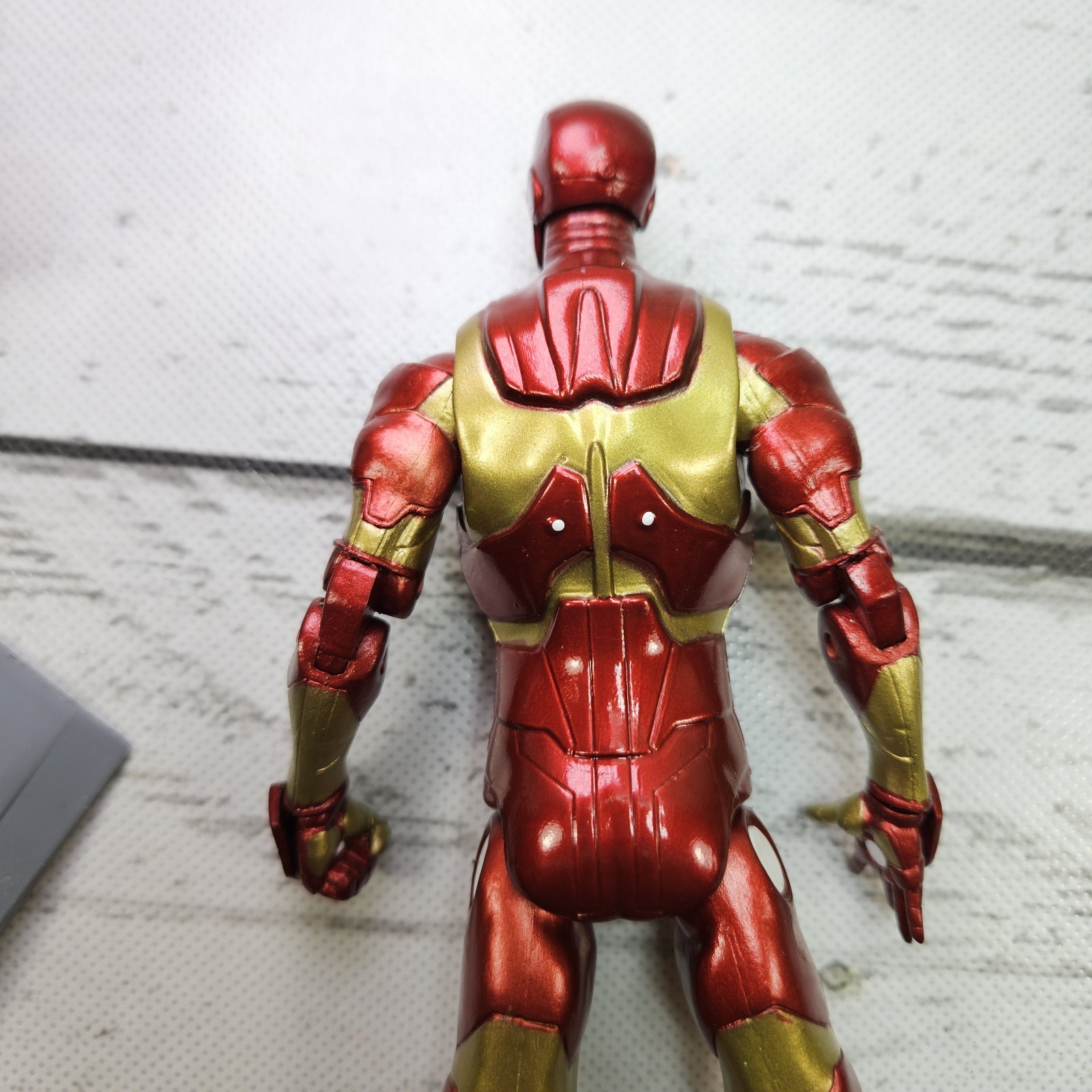 Diamond Select Marvel Select Bleeding Edge Iron Man 2013 7&Prime; Action Figure