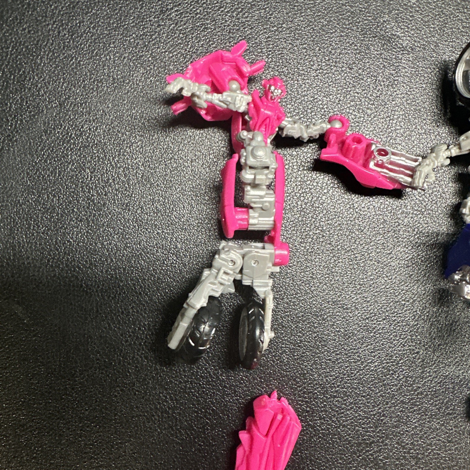 Transformers Arcee Chromia Elita Studio Series 52 Deluxe Class 2-3 inches