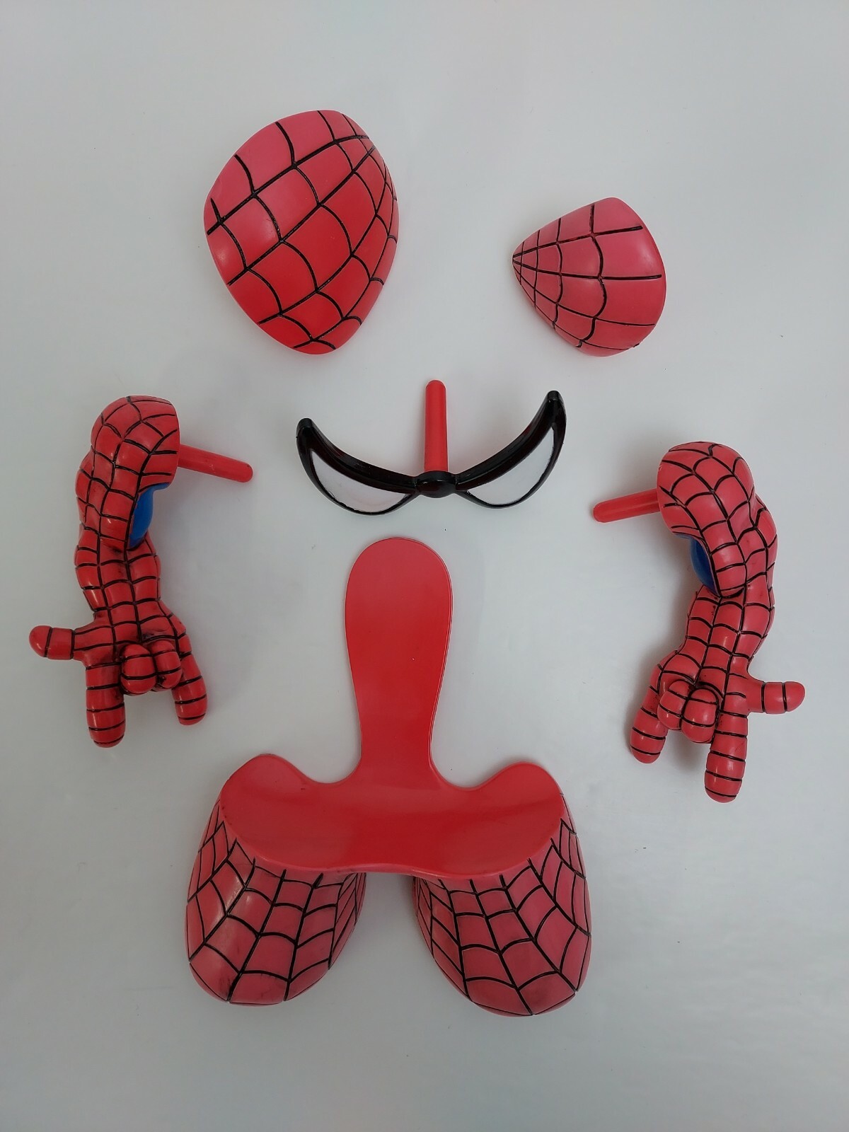 2010 Paper Magic Group Inc Spider-man 3-D Cake Topper Marvel Spiderman