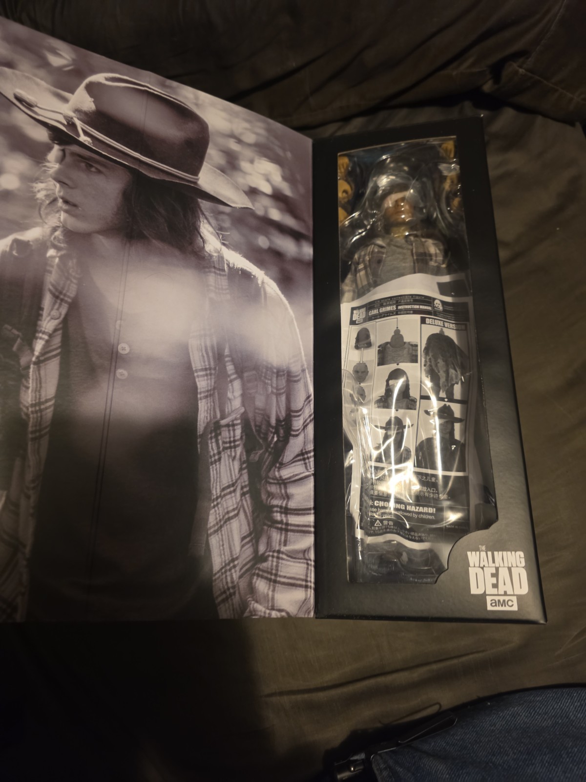 Threezero Carl Grimes the Walking Dead Collectible Figure 1/6 Scale Deluxe