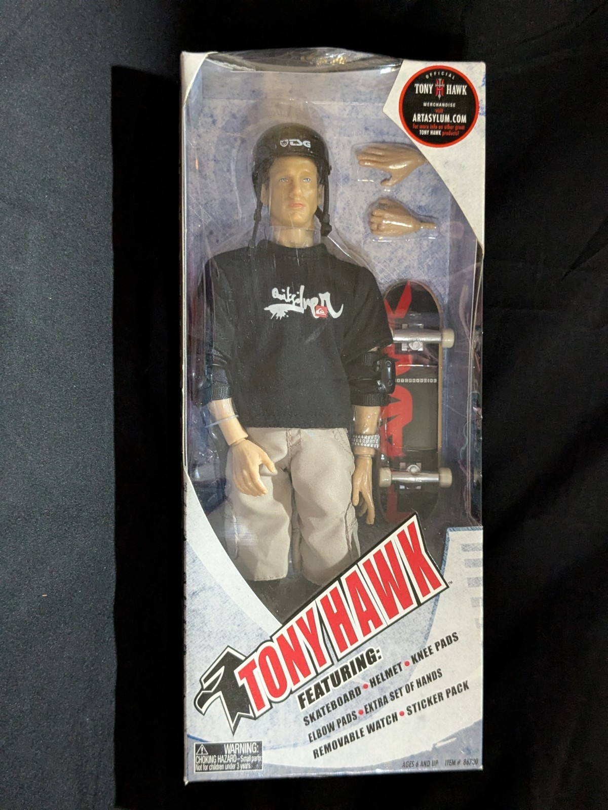 BNIB Tony Hawk Art Asylum 2002 Action Figure Male Doll Skateboard Skateboarder