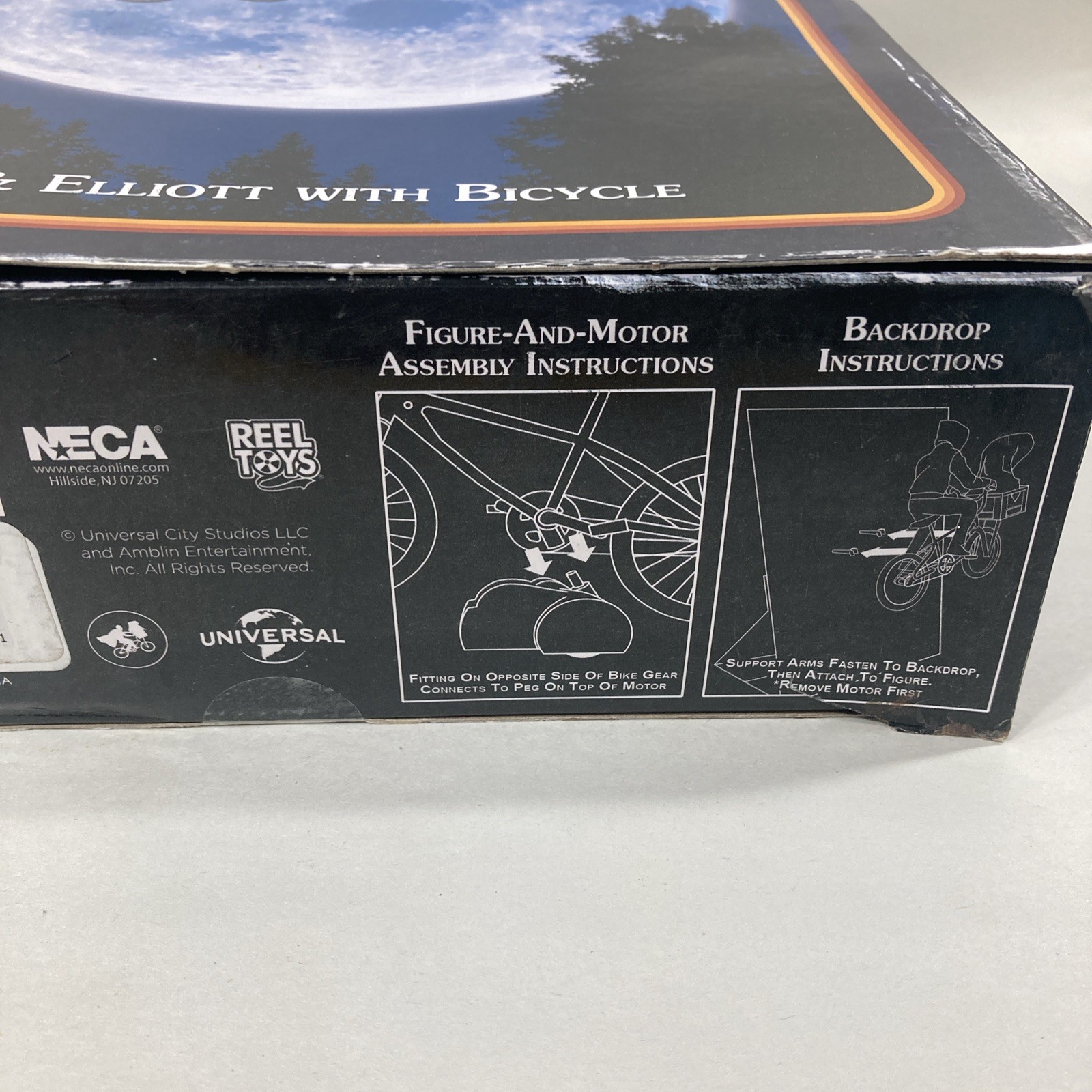 NECA E.T. The Extra-Terrestrial 40th Anniversary Elliott With Bicycle Figure set