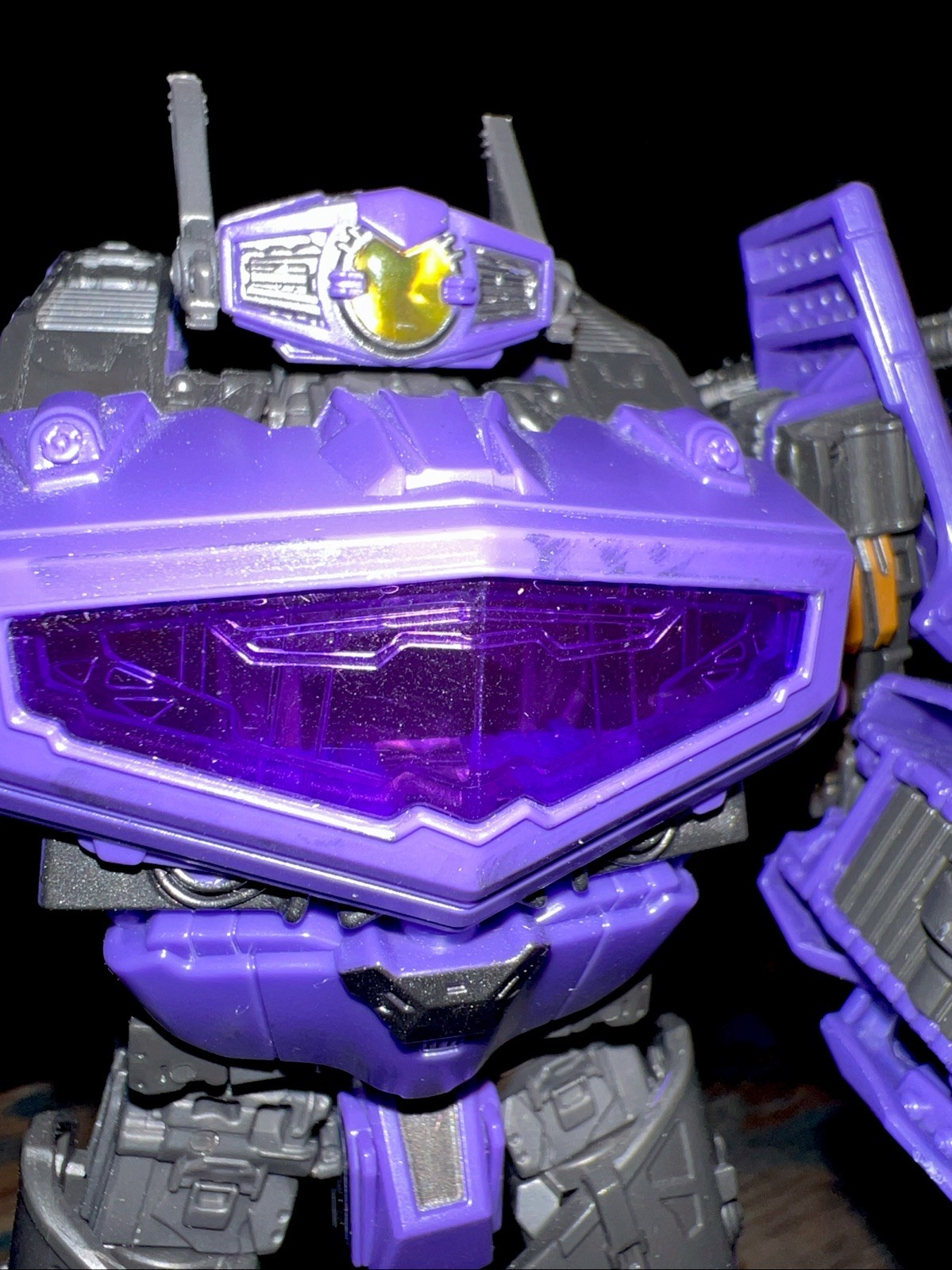 Transformers Studio Series 110 Voyager Class Shockwave from Bumblebee movie