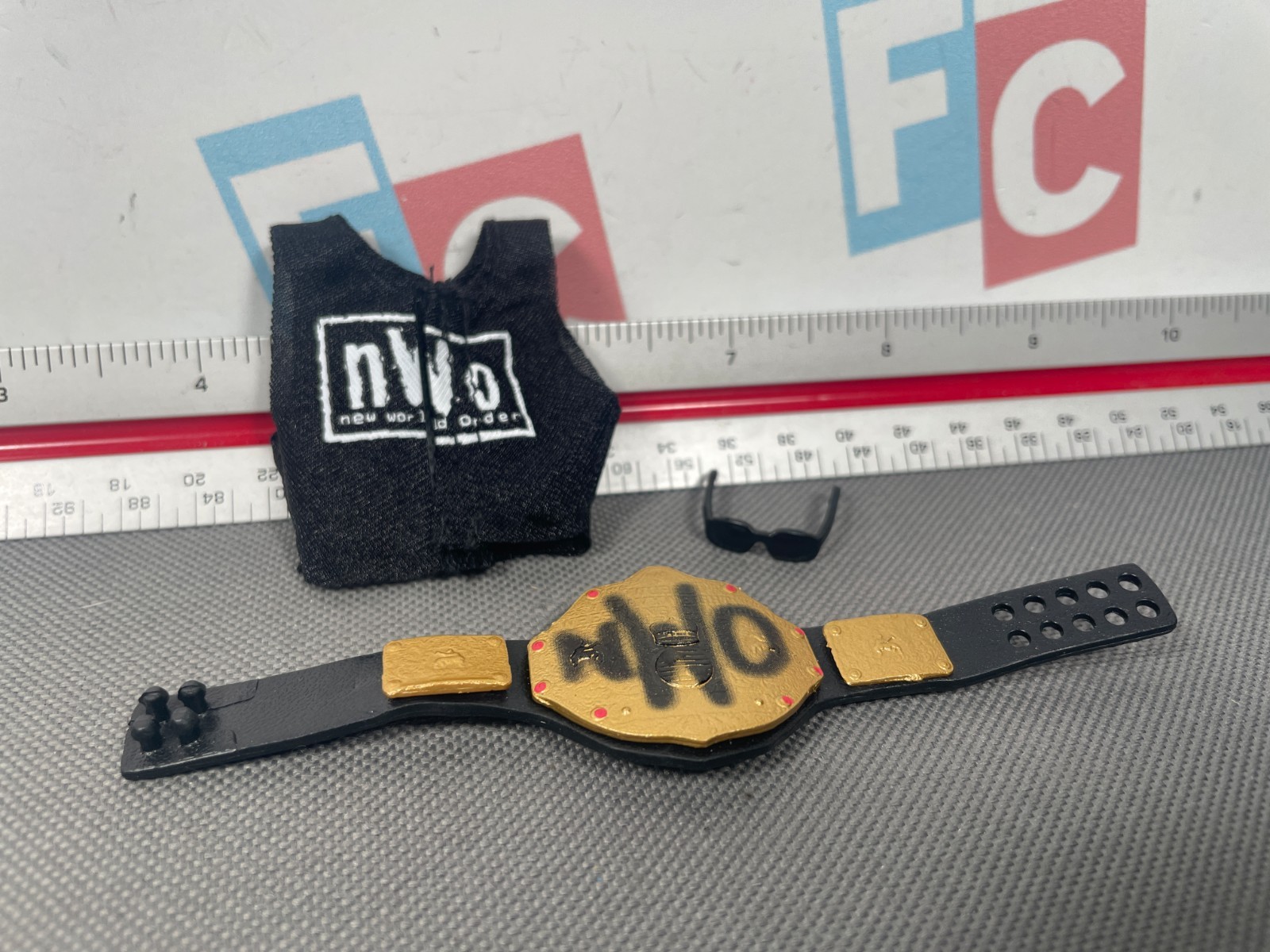 WWE Mattel Elite WCW Heavyweight Figure Championship Title Belt NWO Shirt Lot