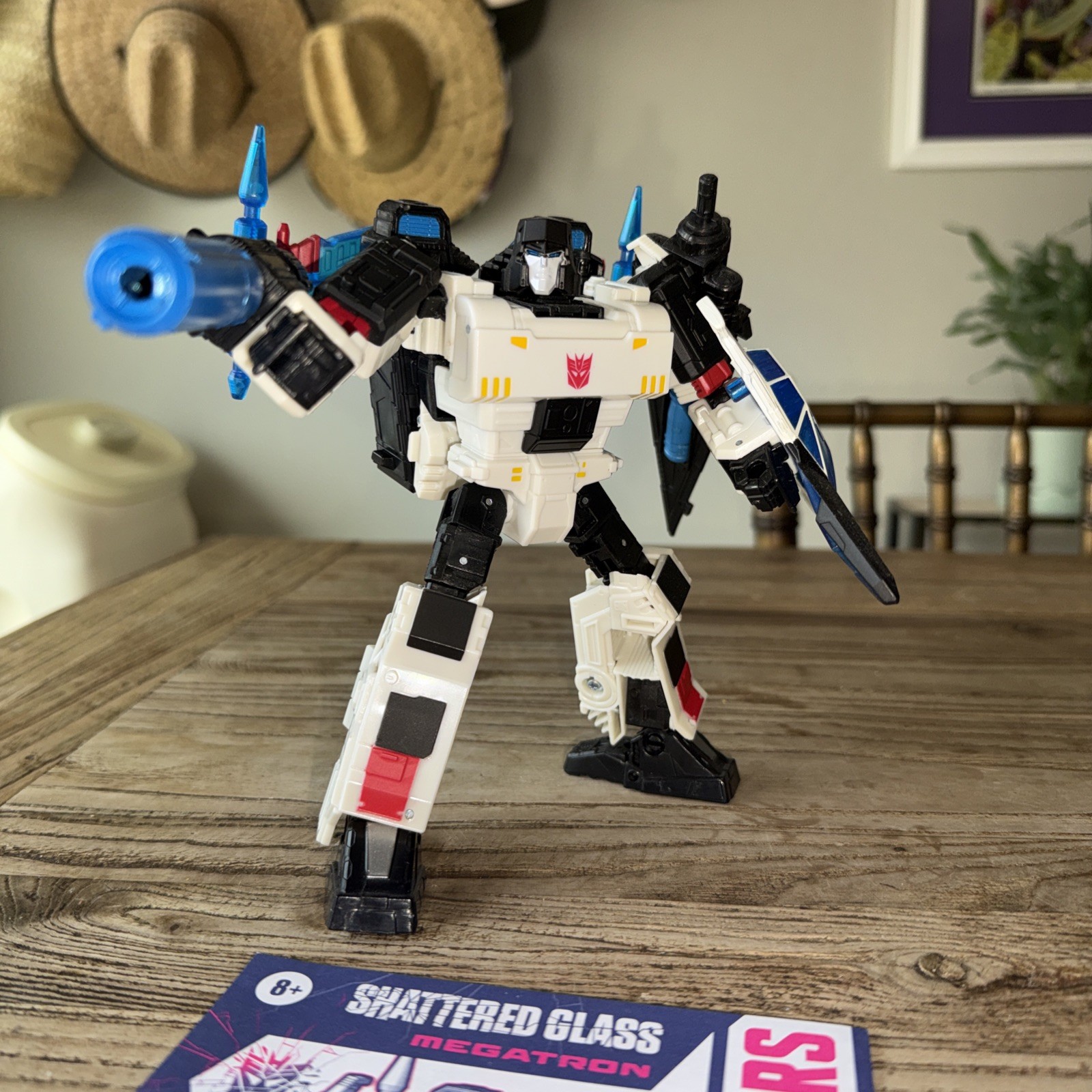 Transformers Generations Shattered Glass Megatron Complete w/instructions