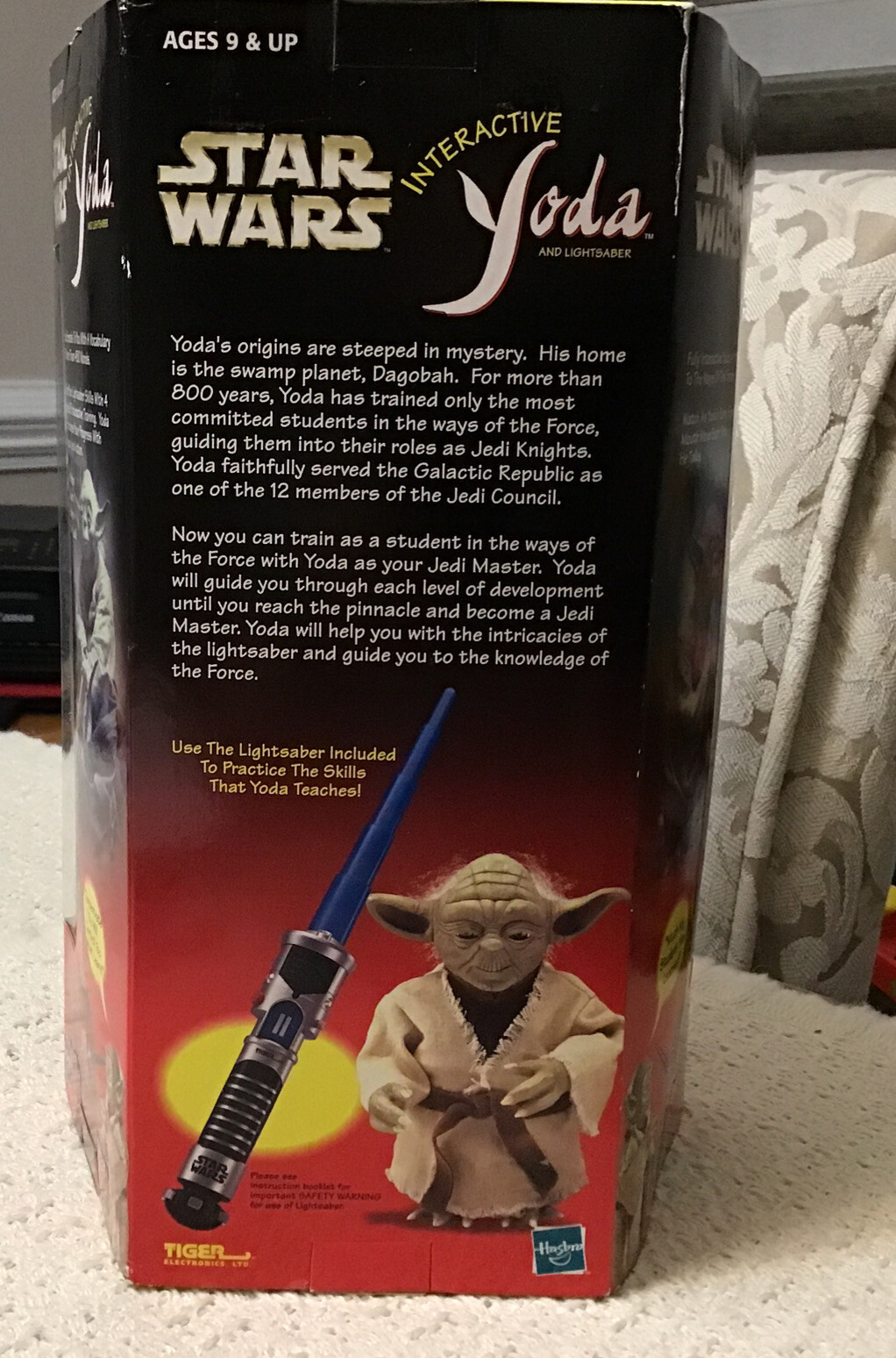 Tiger Electronics Hasbro Star Wars Interactive Yoda with Lightsaber – NEW IN BOX