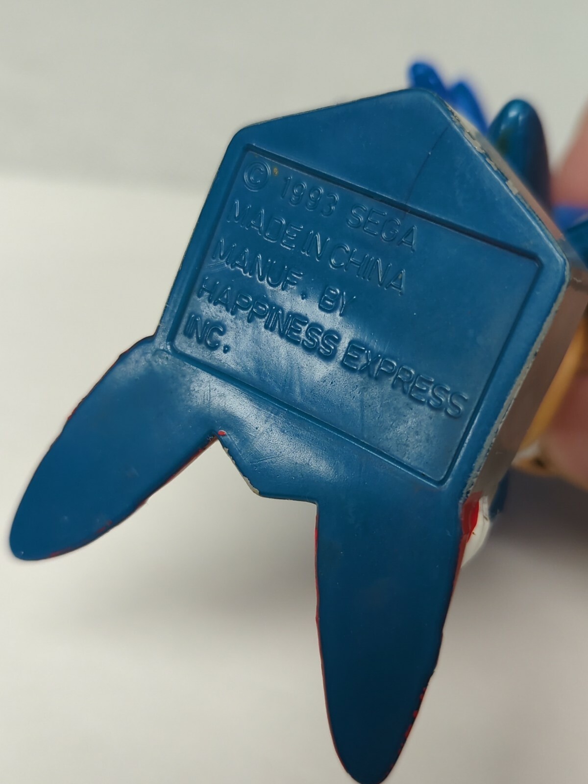 Vintage Sonic the Hedgehog hard plastic statue 5&Prime; (1993 Sega)