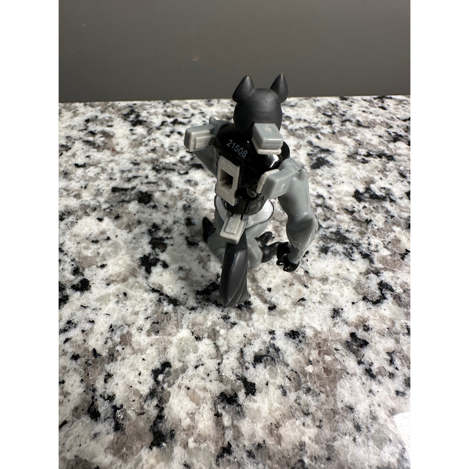 Ben 10 Alien Creation Chamber 2.75&Prime; Mini Figure Ben Wolf