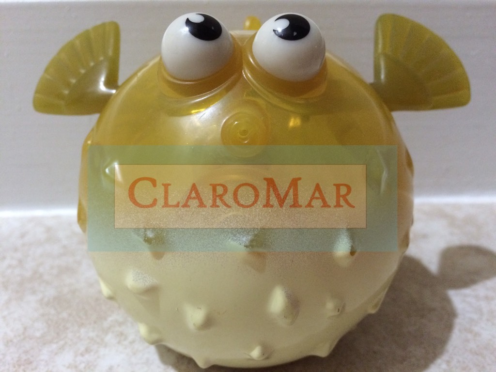 ☀️Disney Pixar FINDING NEMO Bloat Blowfish Figure Bath Toy McDonalds Cake Topper