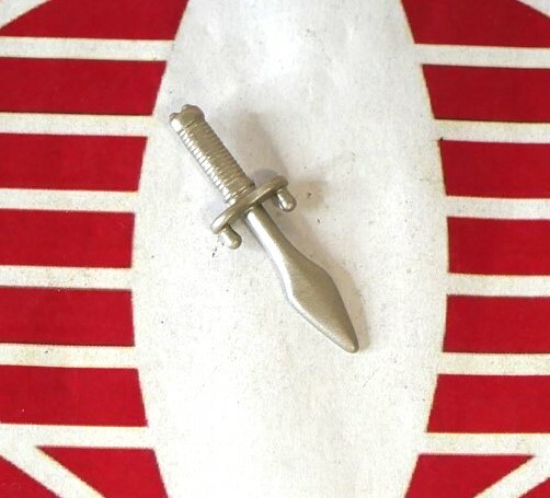GI JOE Weapon Silver Knife 1:18 Scale Original Accessory #1110-5 Customizer