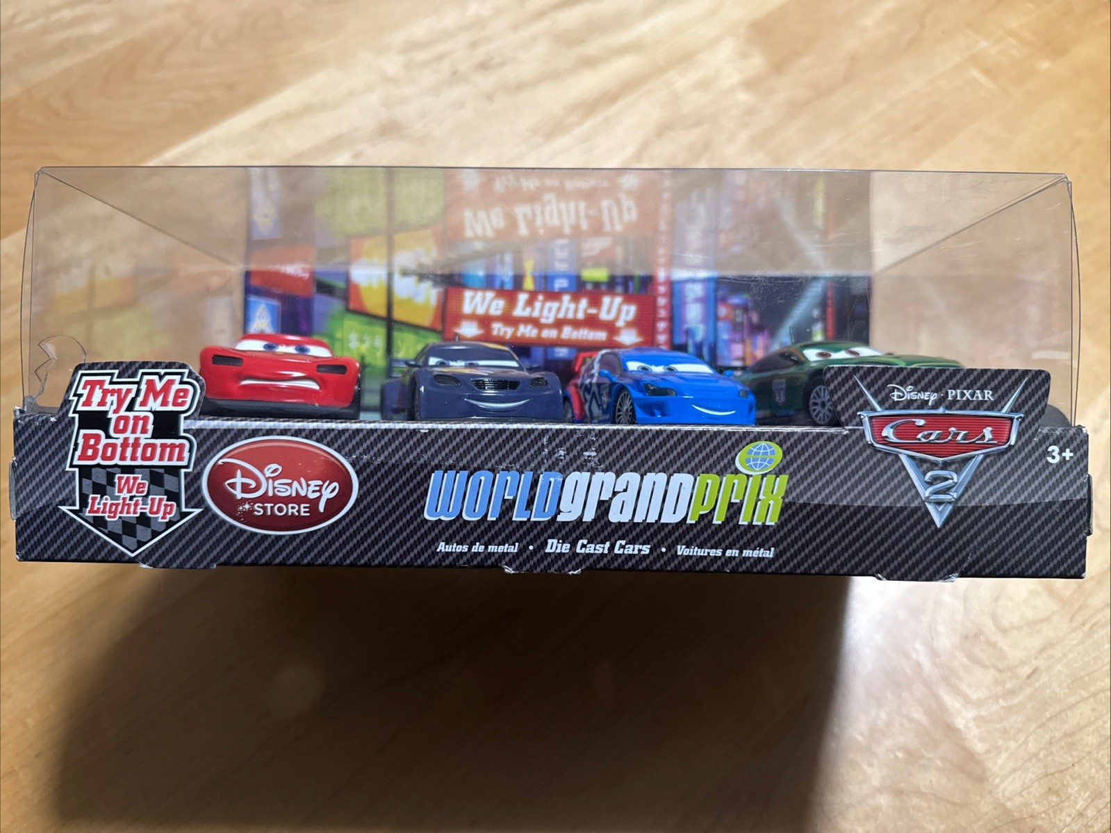 disney pixar cars 2 world Grand Prix Light-up Set Of 4 Damaged Box 1/43 Scale!!!