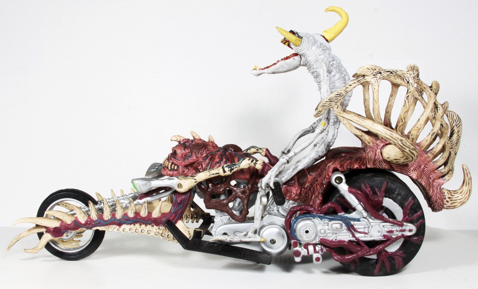 1995 TODD McFARLANE &lsquo;SPAWN VIOLATOR CHOPPER&rsquo; w/ SPAWN FIGURE