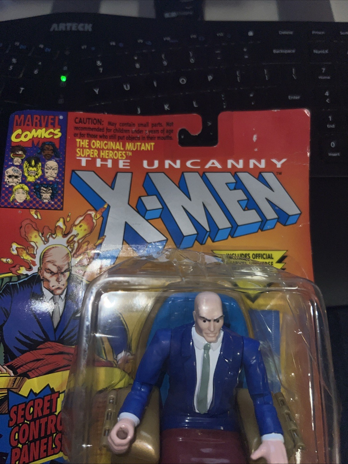 Marvel Comics The Uncanny X-Men PROFESSOR X Action Figure 1993 Toy Biz NEW