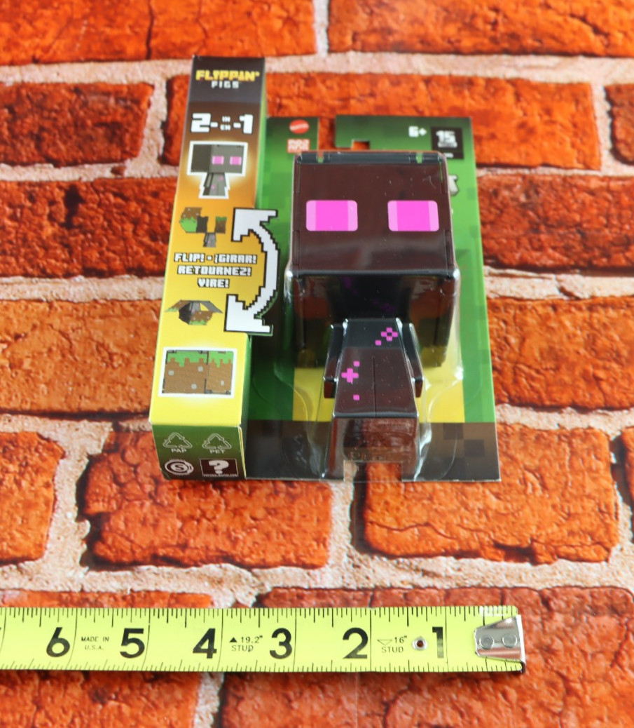 Minecraft Flippin&rsquo; Figs 2-in-1 Enderman + Grass Block 15 Years Action Figure