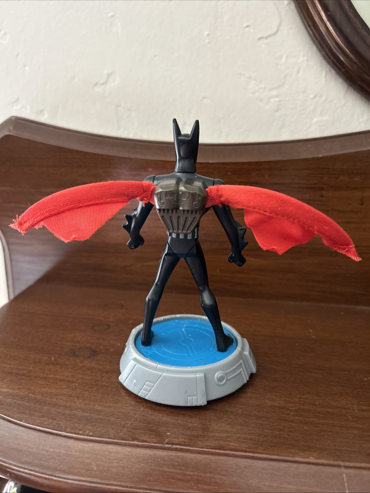 Batman Beyond BURGER KING Action Figure (2000) Red Wings With Turning Pedestal