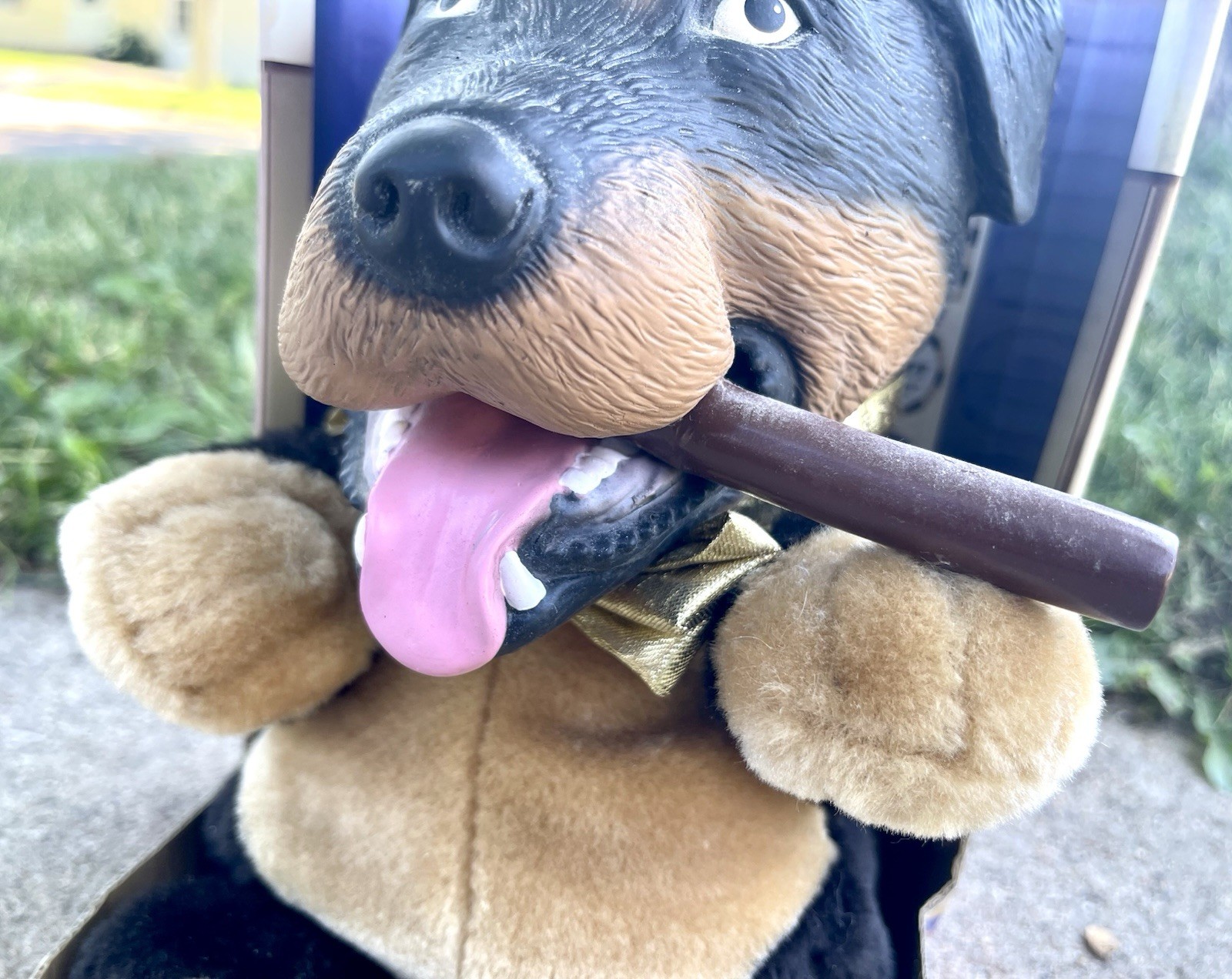 TRIUMPH THE INSULT COMIC DOG TALKING PLUSH W/ BOX UNTESTED AS-IS GEMMY-NO DVD!!