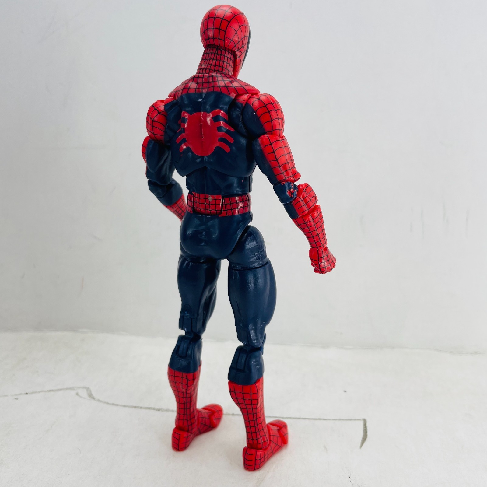 Marvel Legends Spider-Man Maximum Series w/Spider Web 5.5&Prime; Action Figure Toy