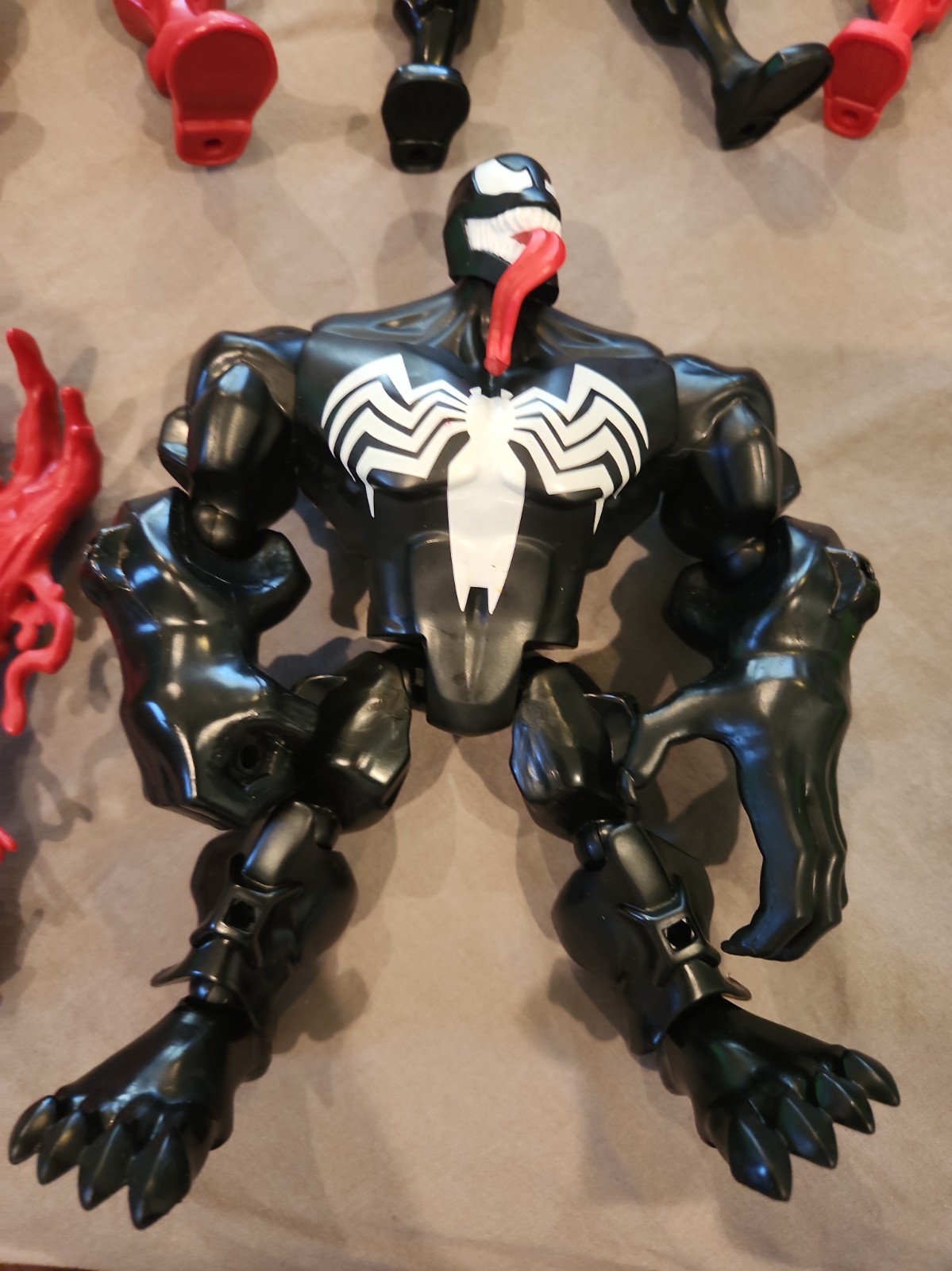 Marvel Superhero Mashers Lot Hulk, Thanos, Venom, Miles Morales Accessories
