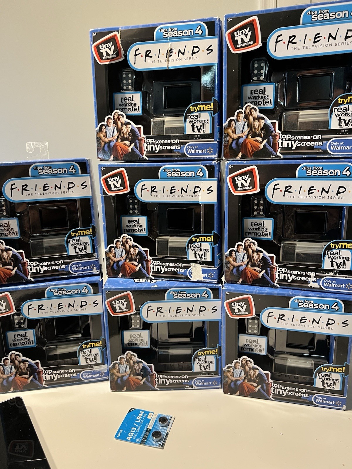 Tiny TV Classics Friends Clips From Season 4 Mini TV w/Remote NIB READ