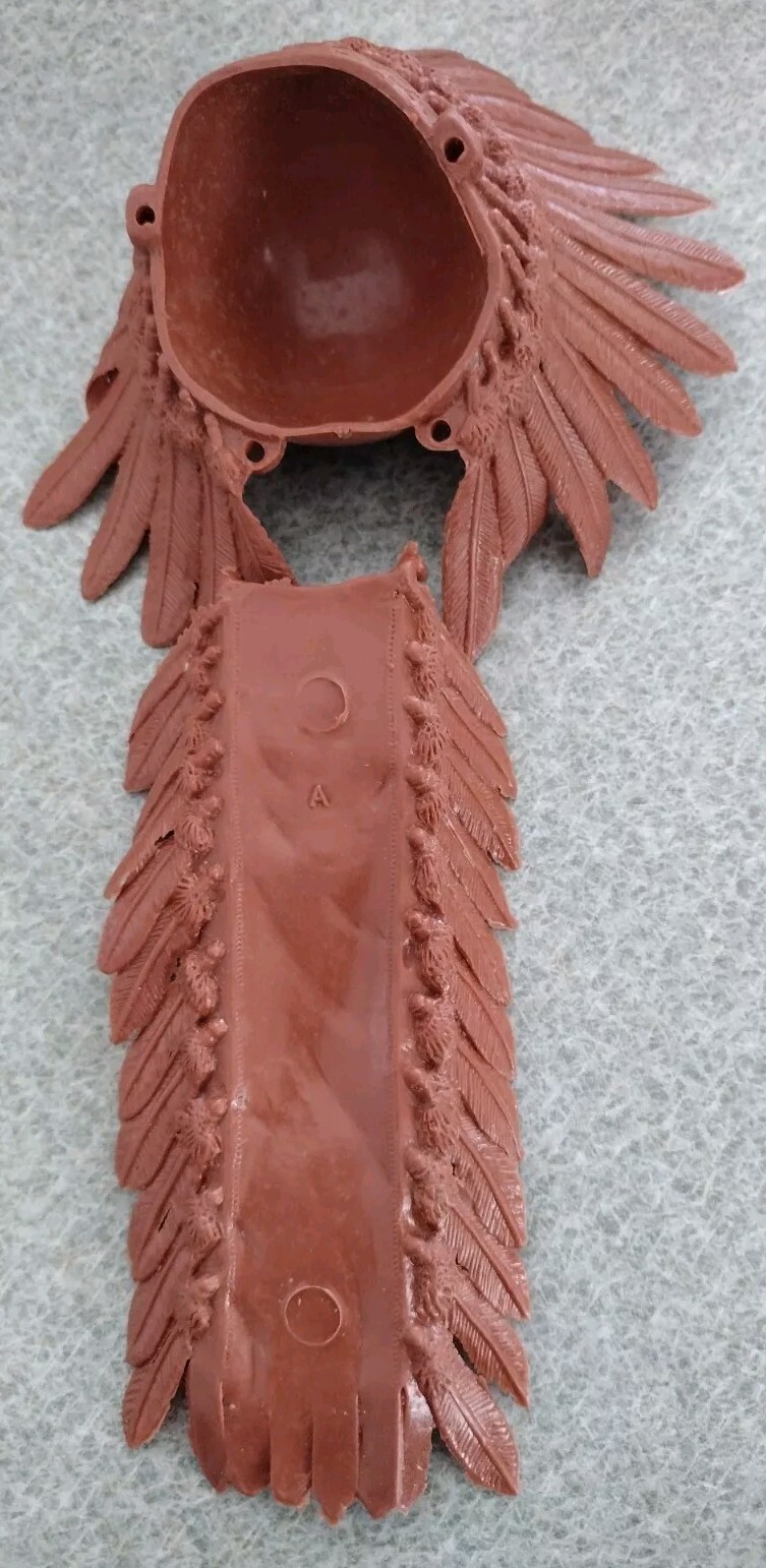 1960&rsquo;s-70&rsquo;s Auth/Orig Marx Johnny West Geronimo Feather Head Dress w/ Tail