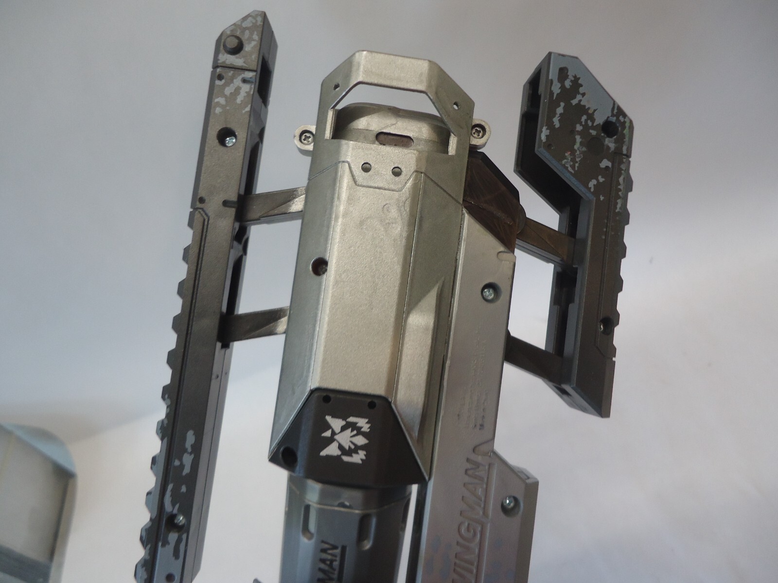 Custom Painted APEX Legends Wingman Pistol 1:1 Scale Replica Weapon COSPLAY