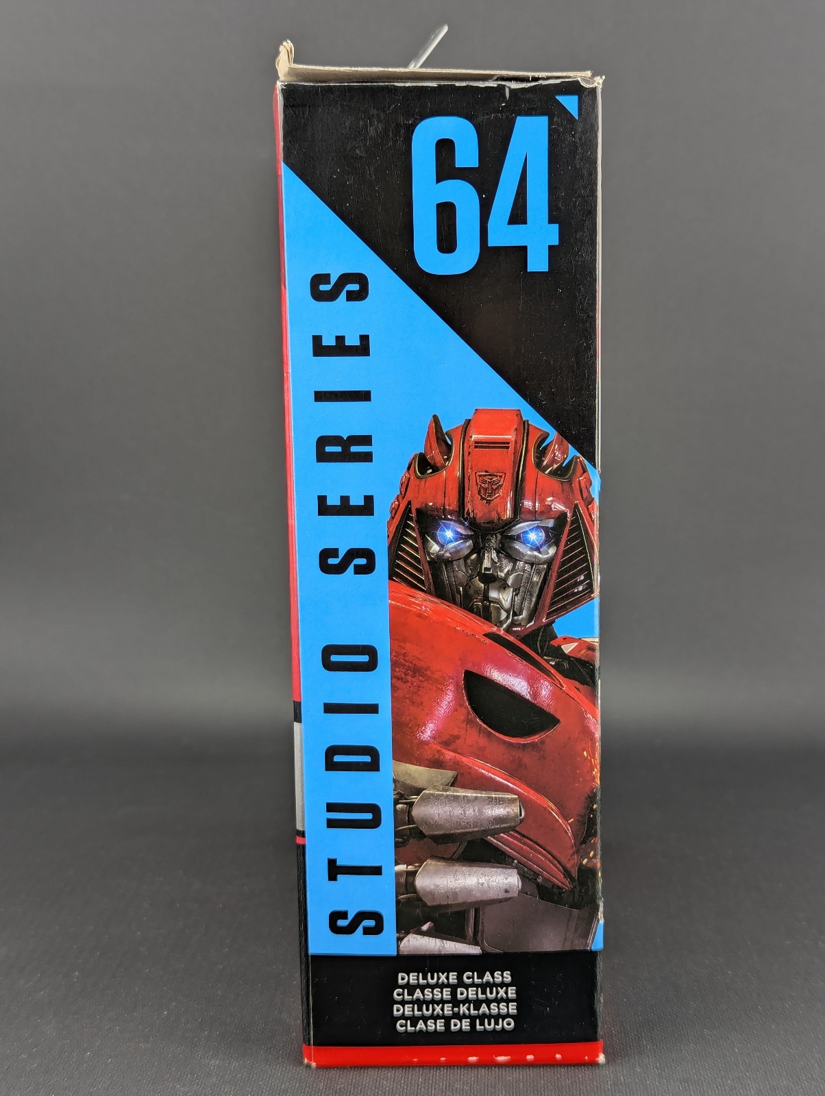 Transformers Studio Series Cliffjumper SEALED Hasbro SS-64 Deluxe Class