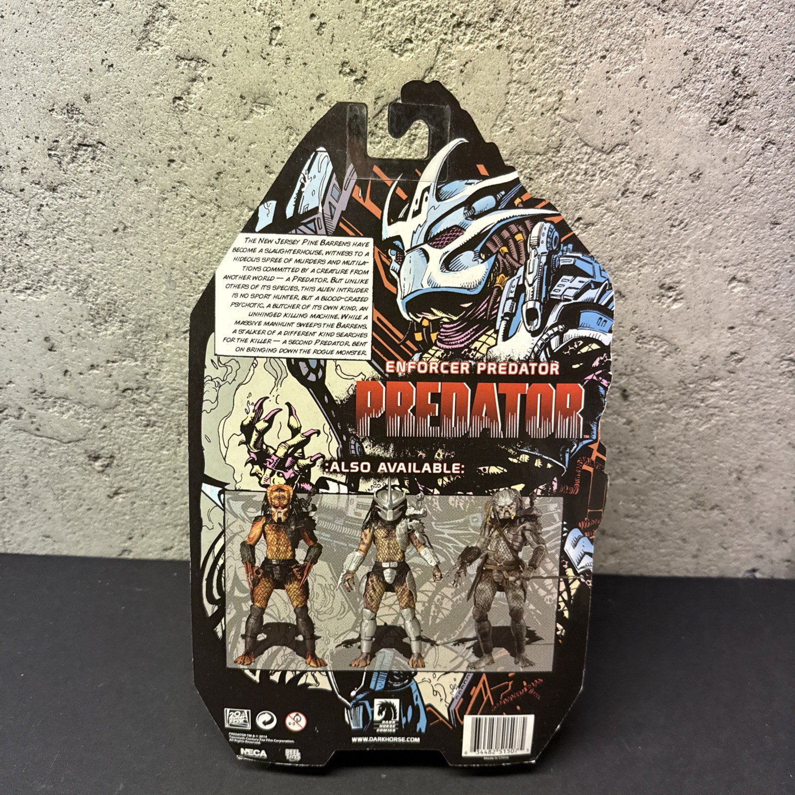 NECA Predator Enforcer Predator Action Figure Dark Horse Comics New 2014