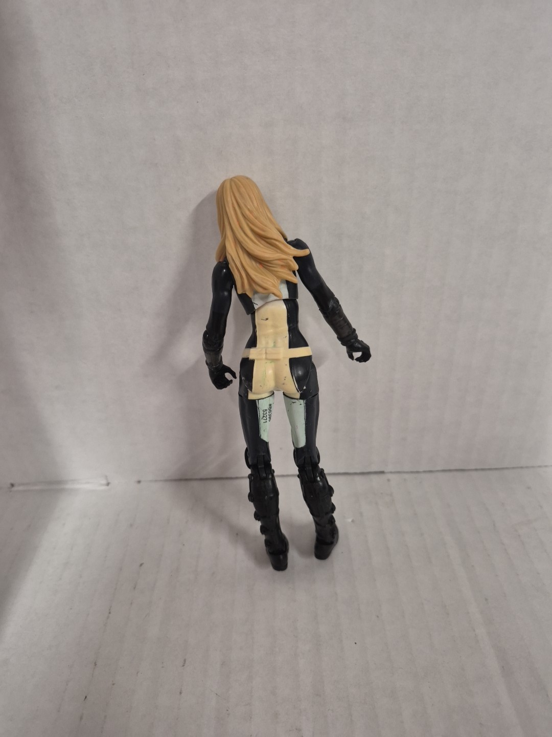 Marvel Legends Mockingbird 6&Prime; Action Figure Hasbro. See Description.