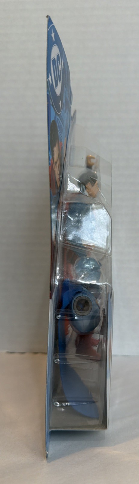 DC Comics SUPERMAN, Superman 6-inch Action Figure, for Ages 4 and up