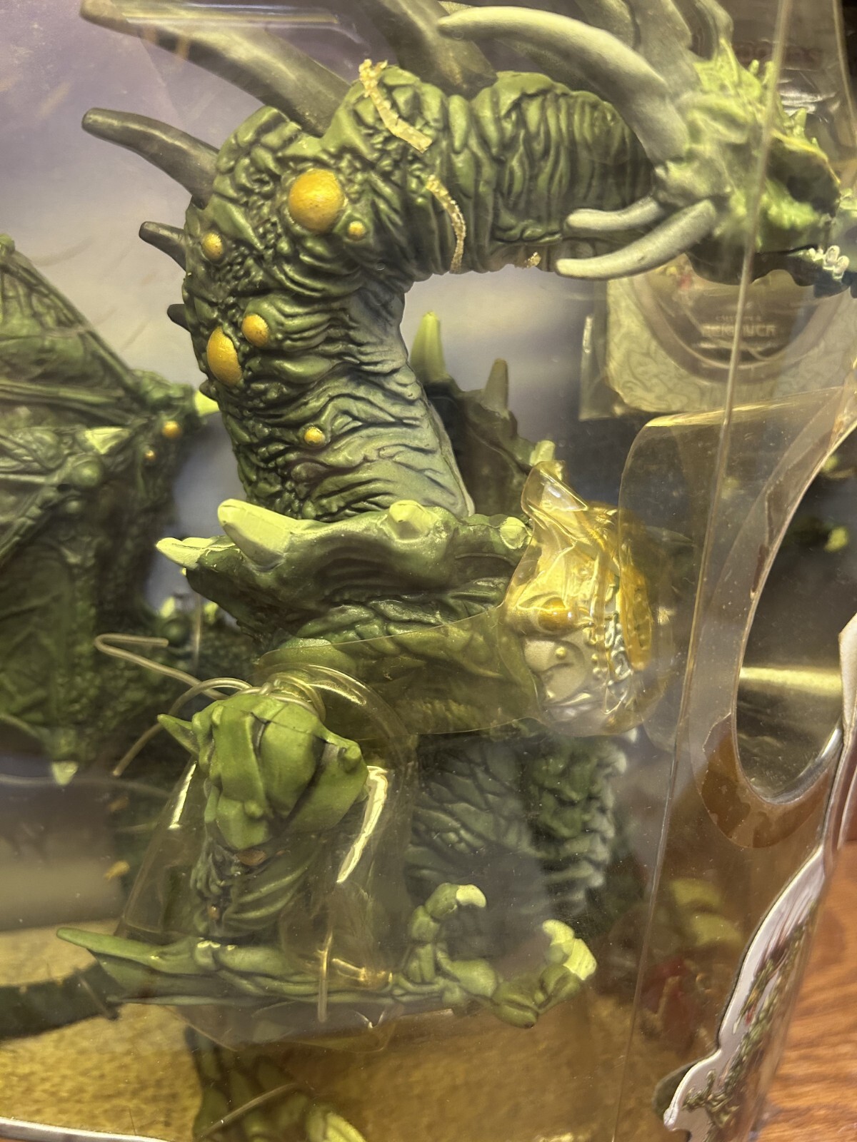 Mega Bloks 98267 Dragons Reignyth Battle 10&Prime; Action Figure (box damaged)