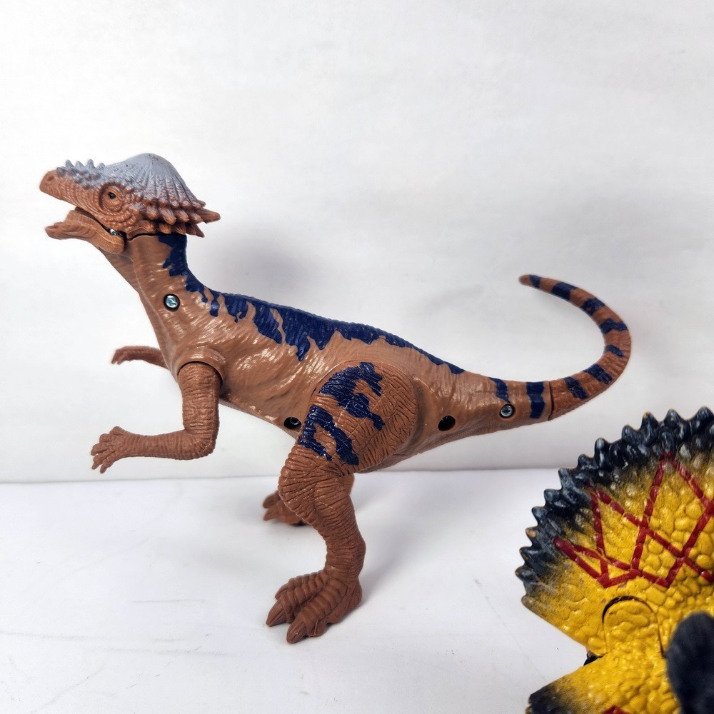 Kid Galaxy Dinosaurs Lights & Sound Figures